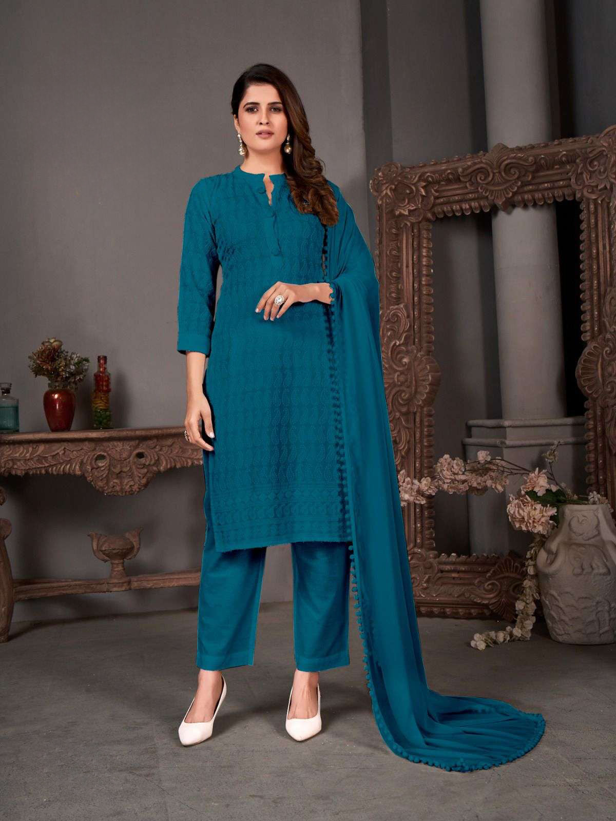 Mahira Kamiz & Pant - Roop Darshan