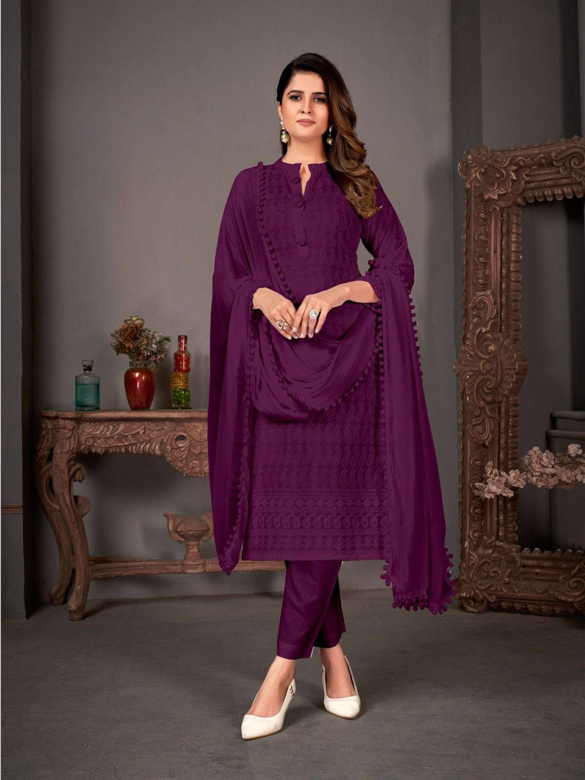 Mahira Kamiz & Pant - Roop Darshan