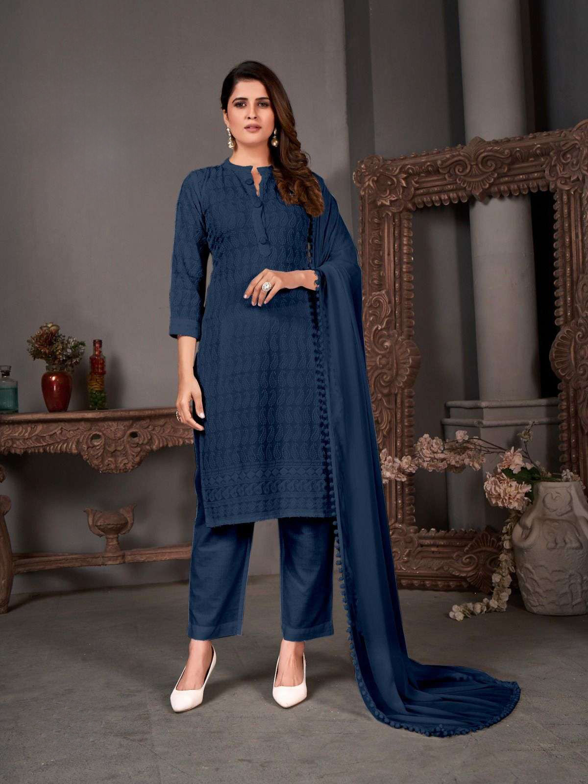 Mahira Kamiz & Pant - Roop Darshan