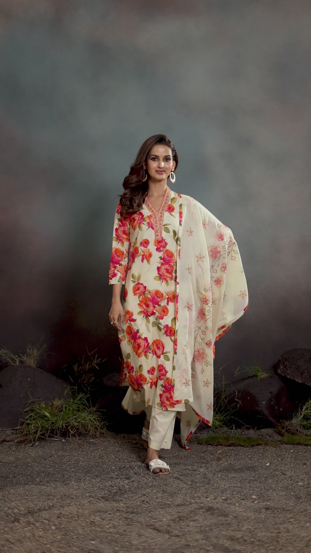 Eshani Kamiz & Pant