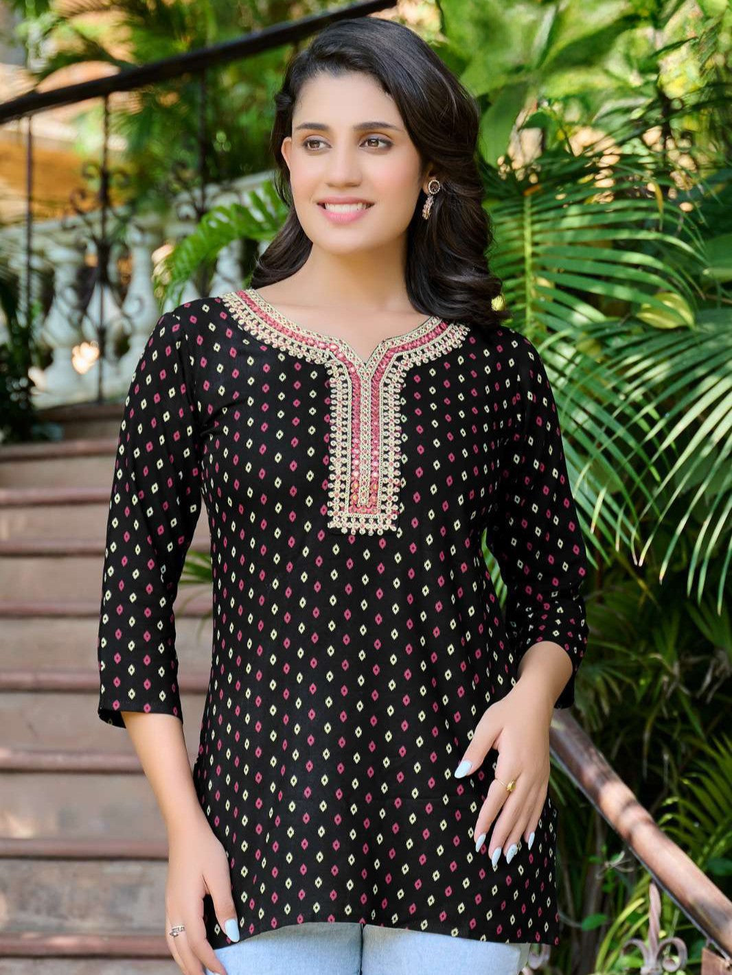 Mannat Short Kurti - Roop Darshan