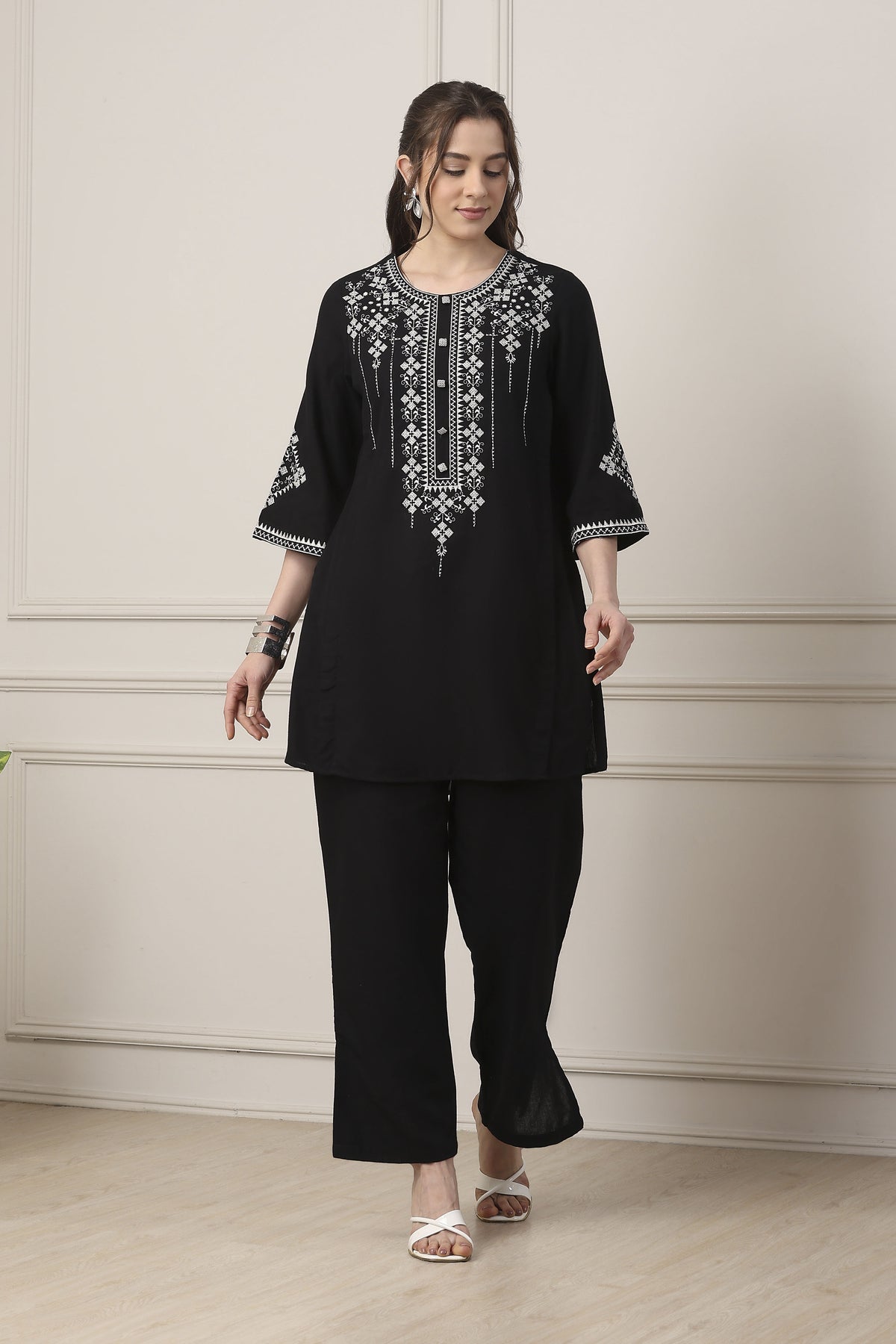 Biba Short Kurti With Pants - Roop Darshan