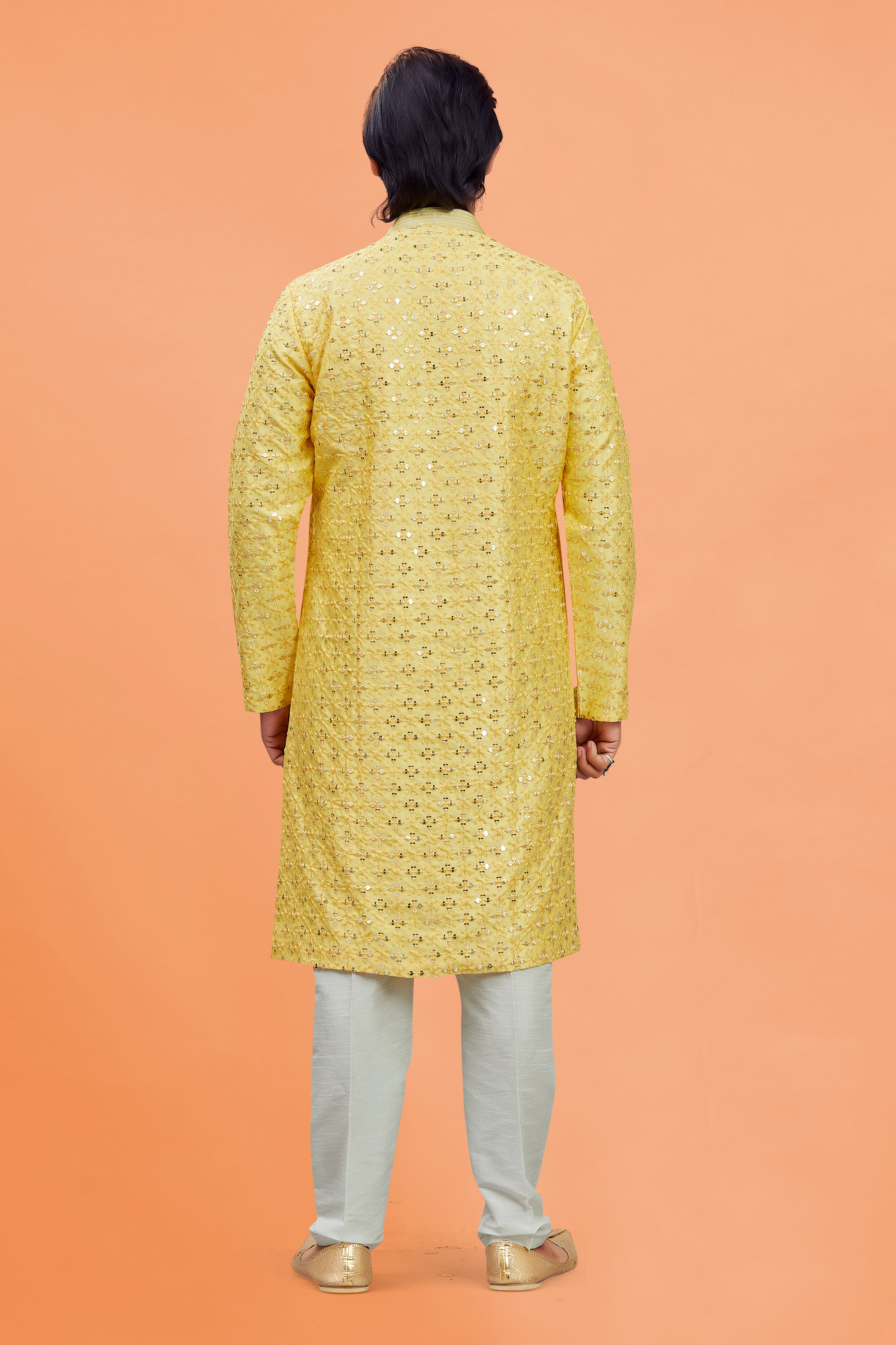 Mens Kurta Set - Roop Darshan