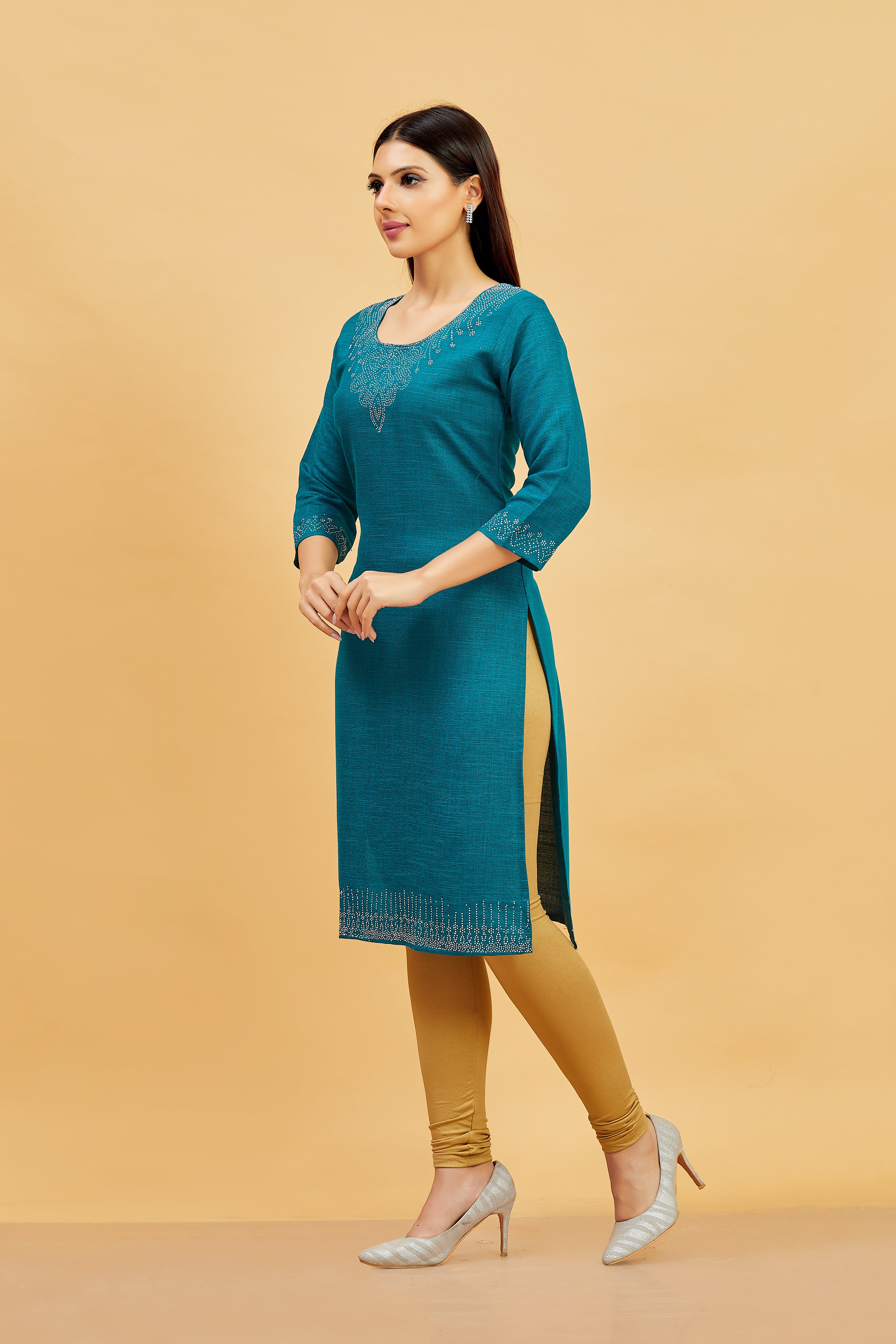 Kavya Kurti