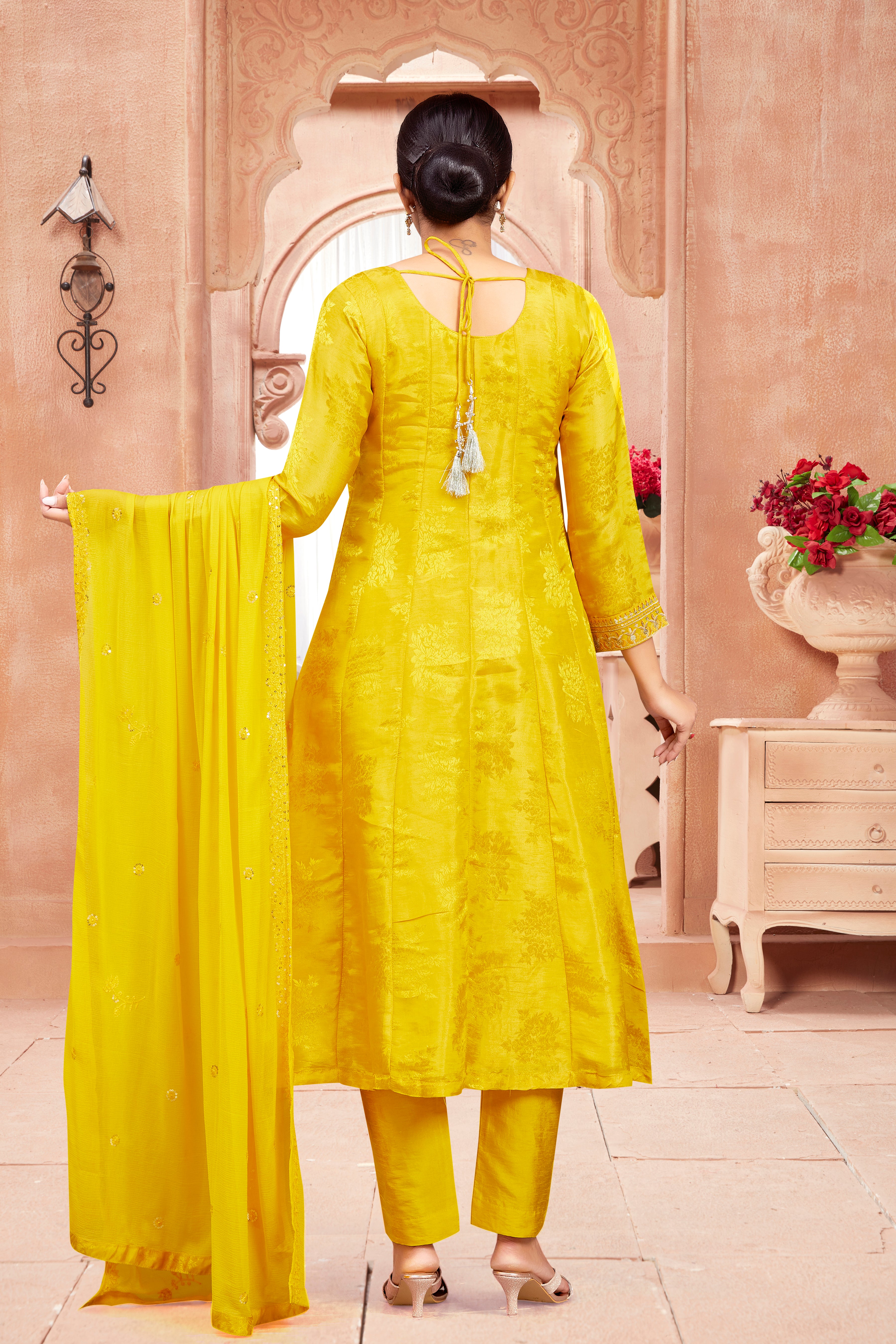 Shayla Kamiz & Pant - Roop Darshan