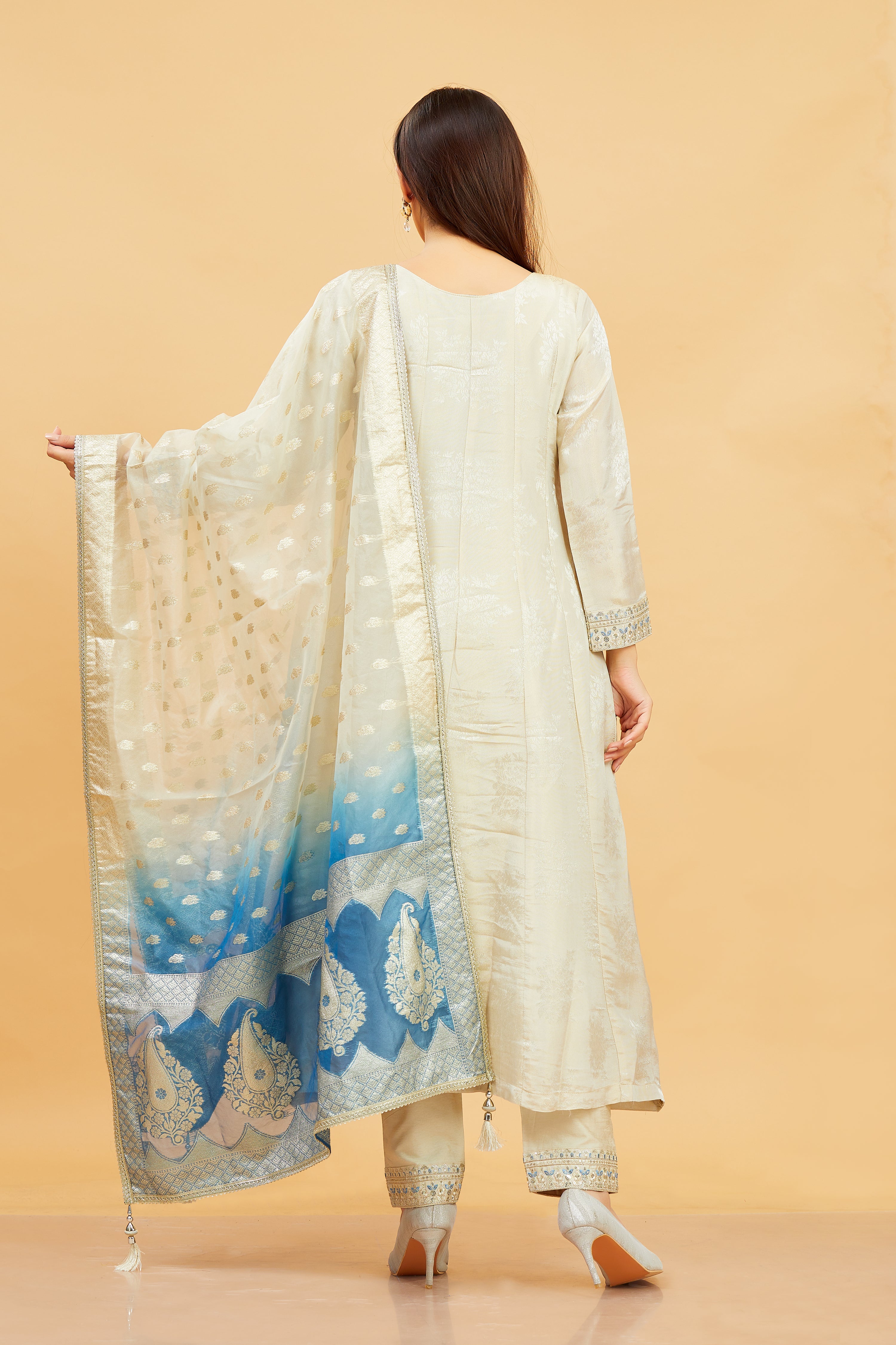Rajni Flair Kamiz & Pant - Roop Darshan