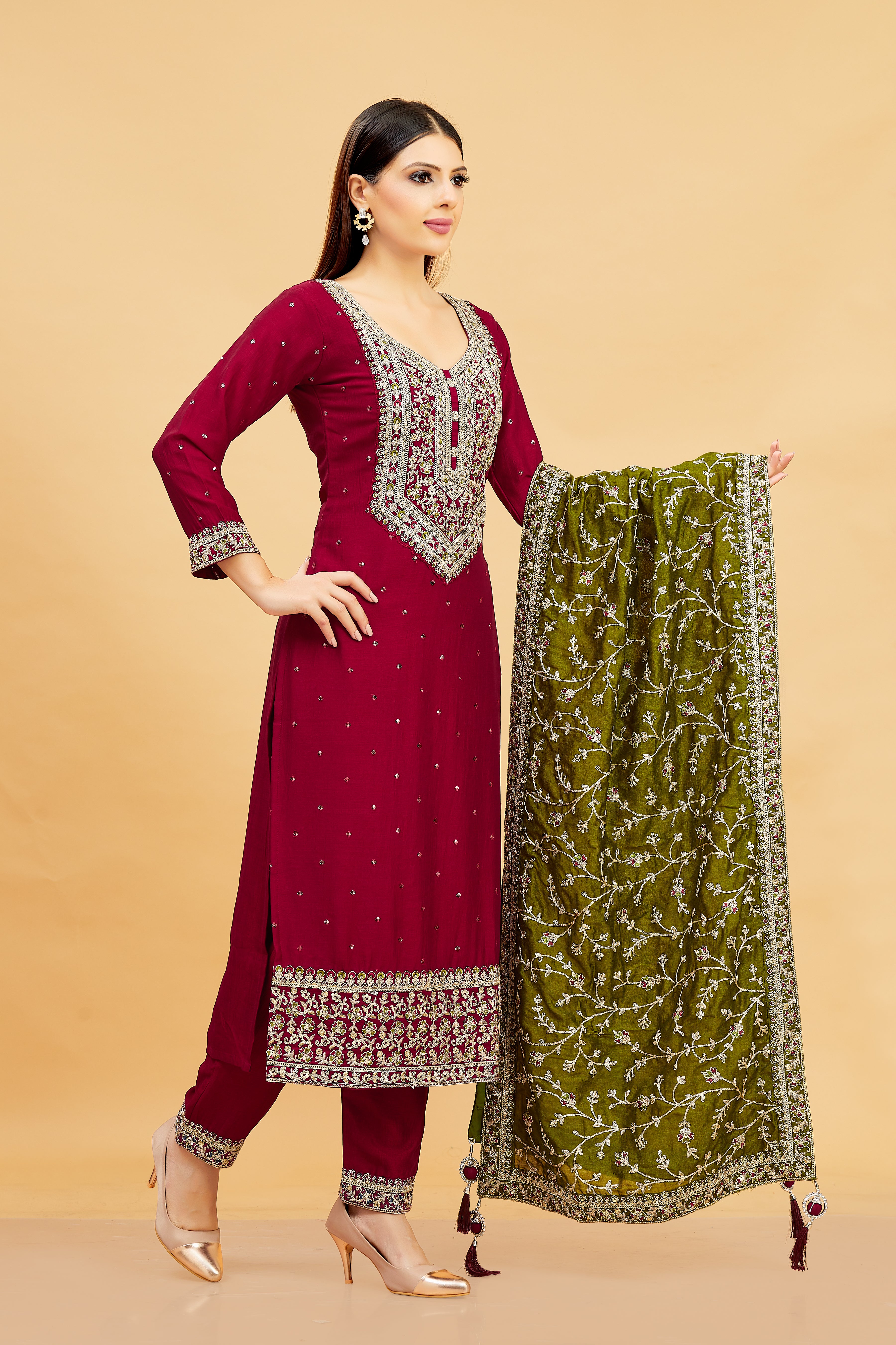 Nisha Kamiz & Pant - Roop Darshan