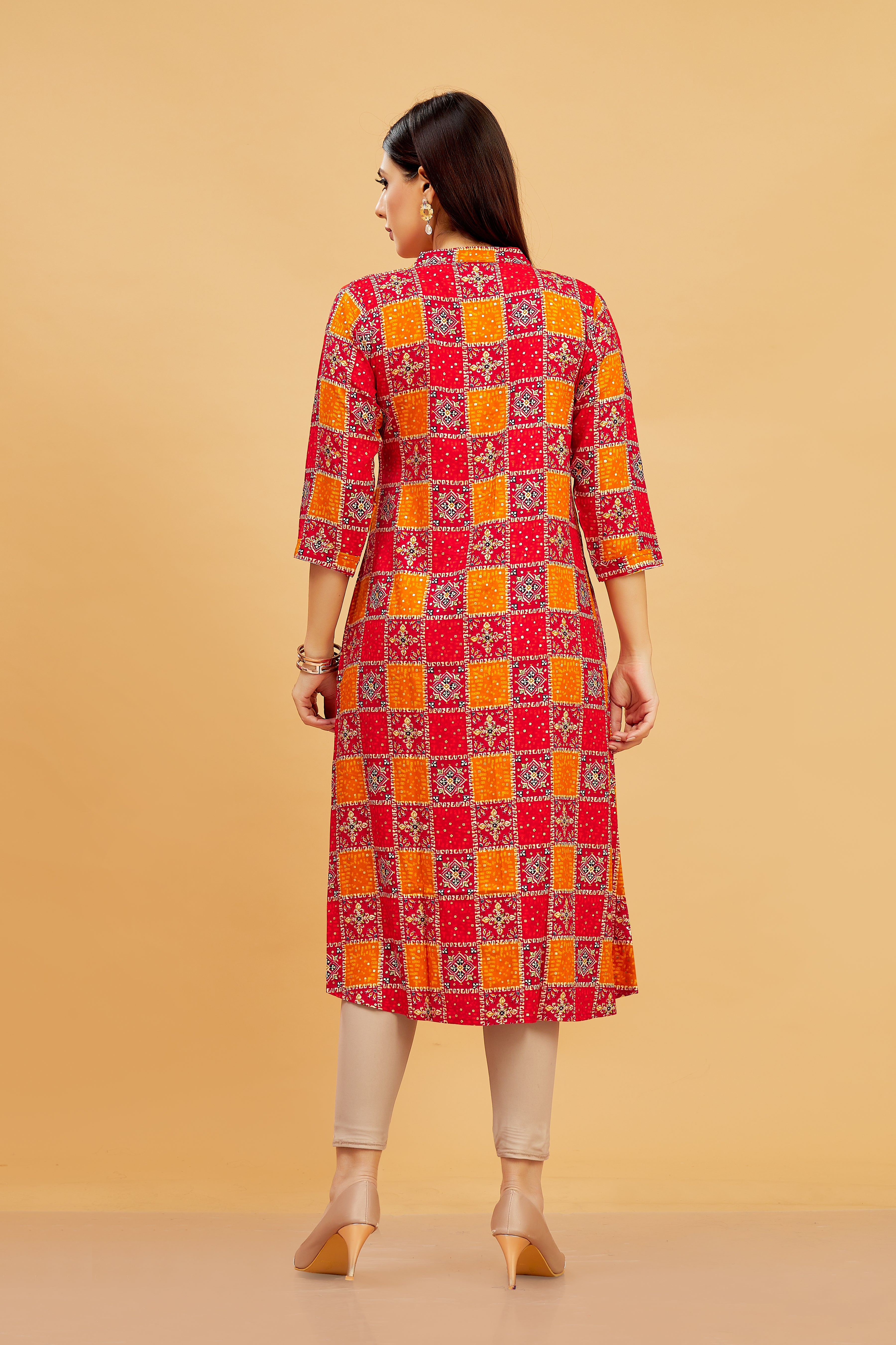 Aarya Kurti