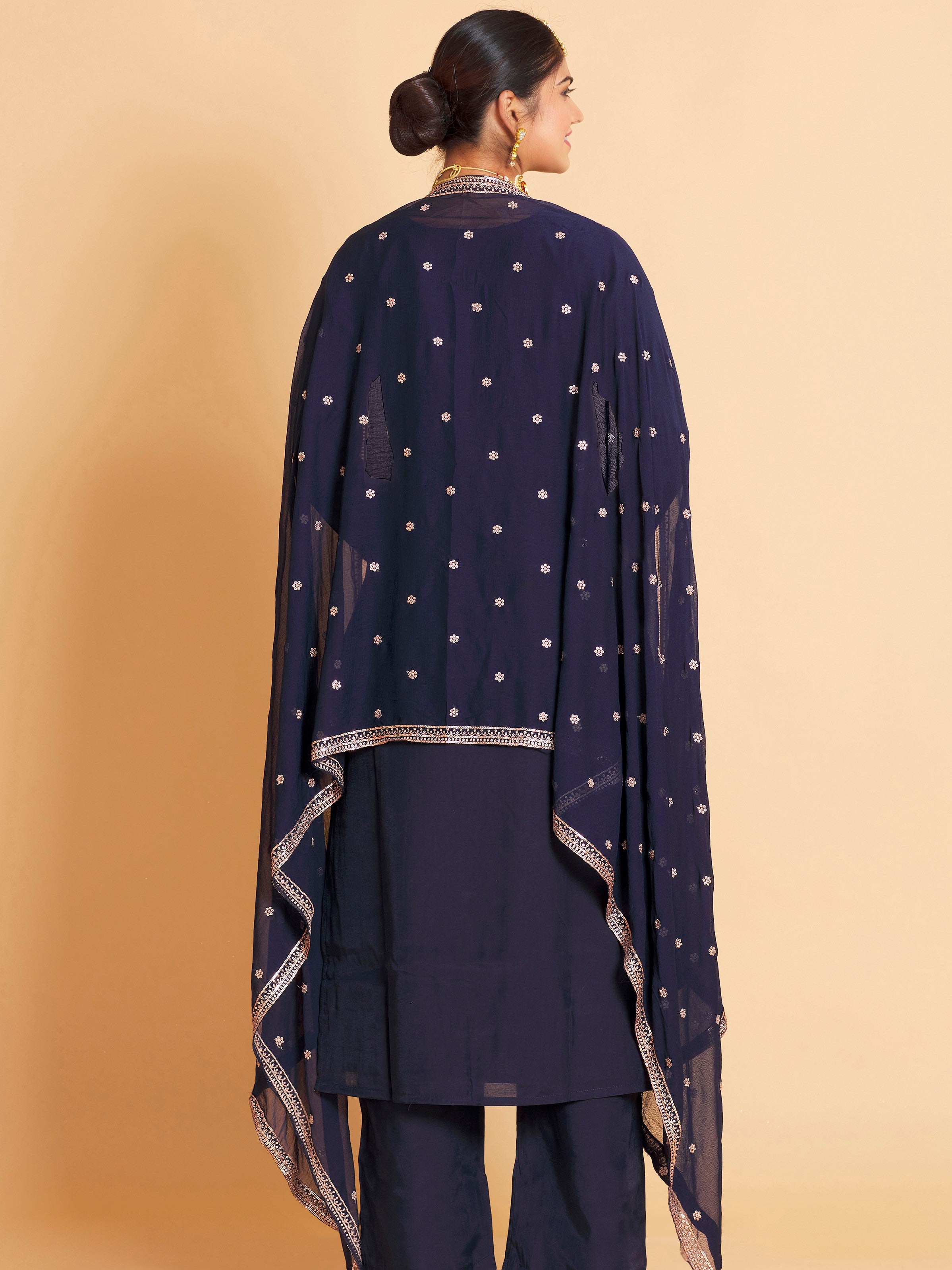 Malika Kamiz & Pant - Roop Darshan