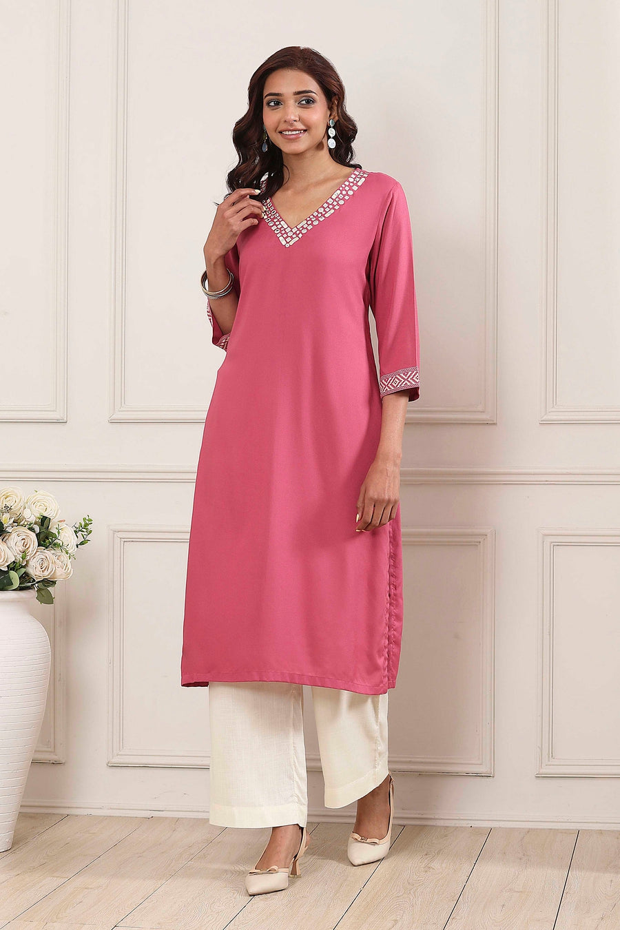 Pink Solid Straight Kurta - Roop Darshan