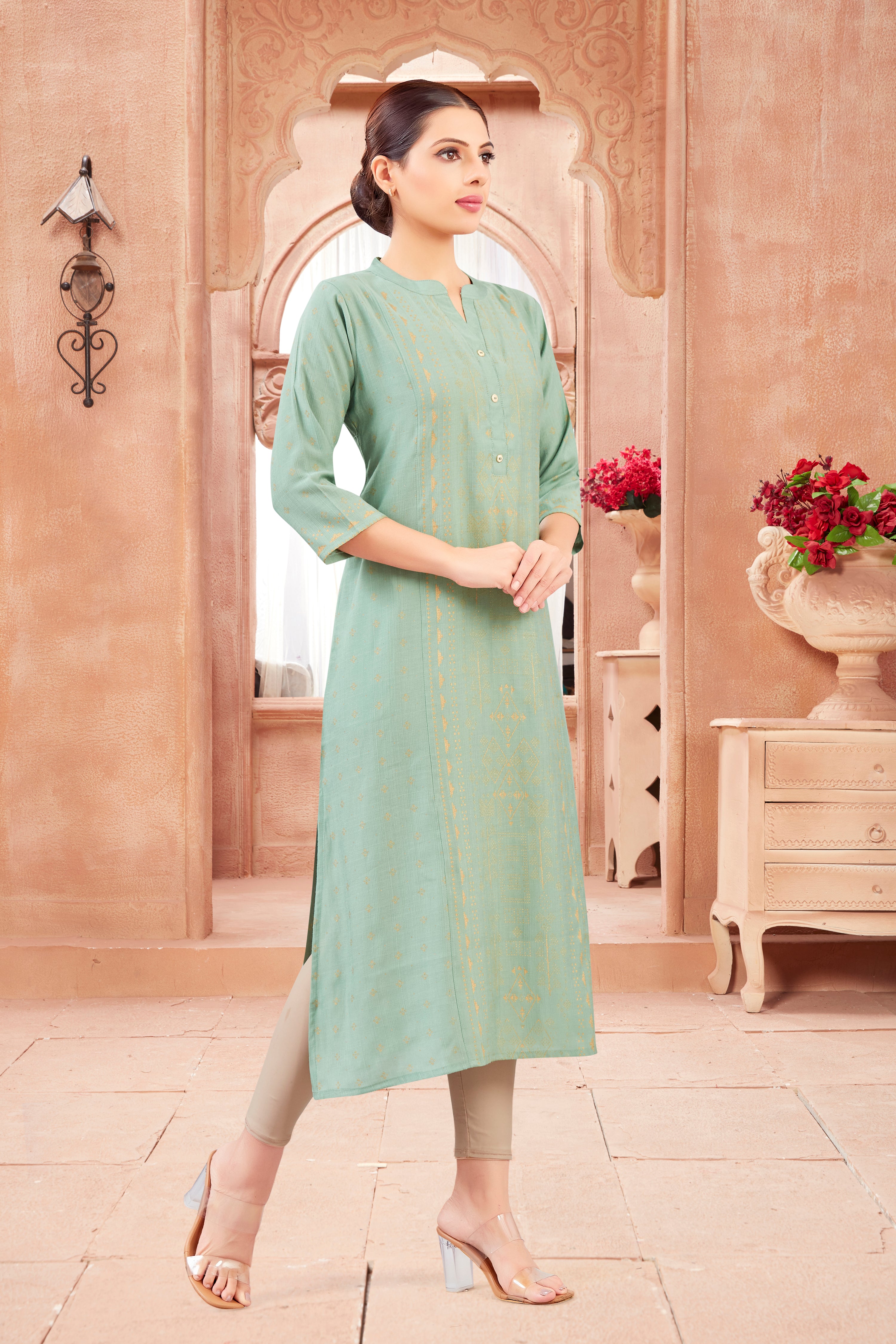 Aruvi Kurti - Roop Darshan