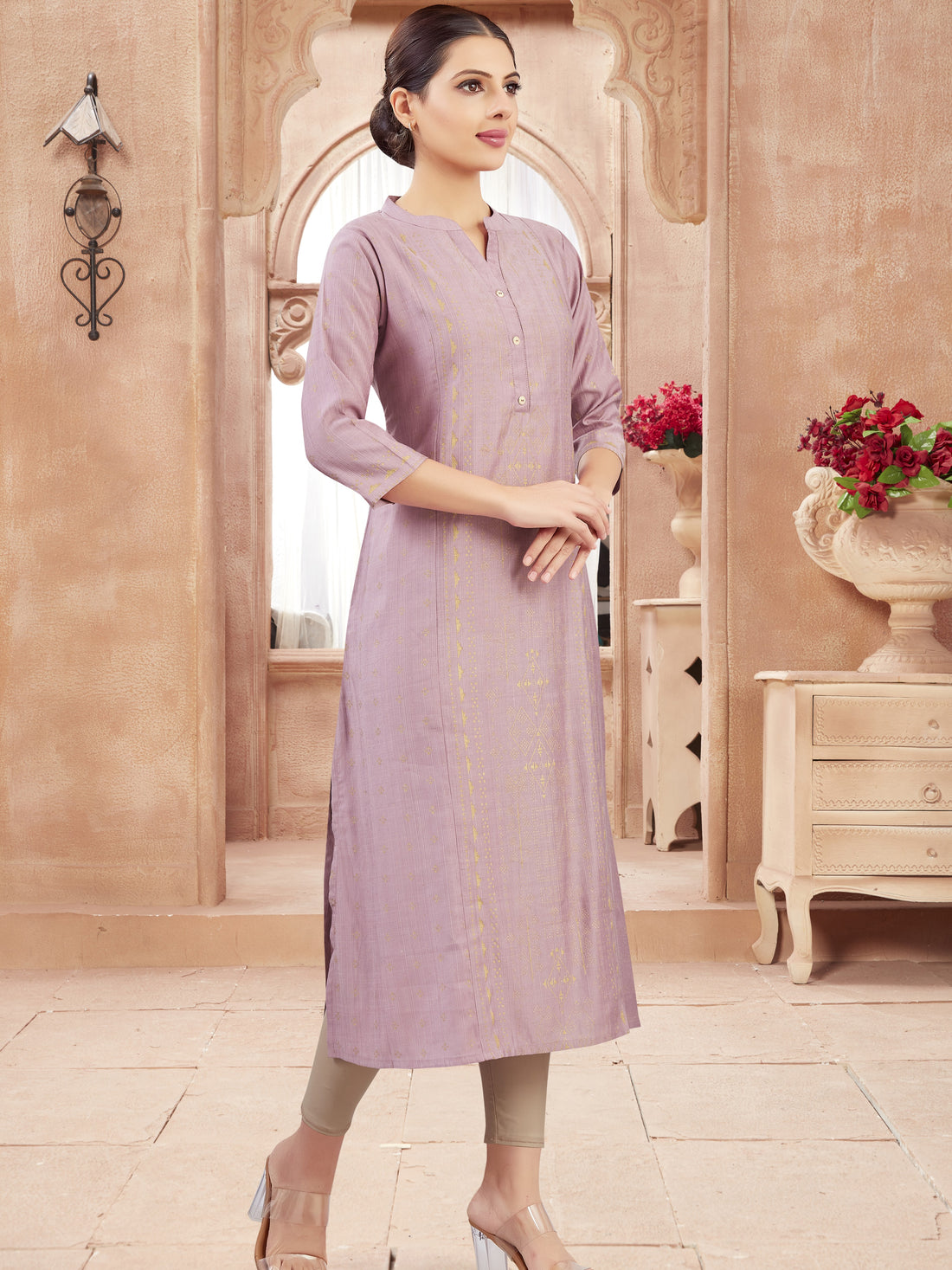 Aruvi Kurti