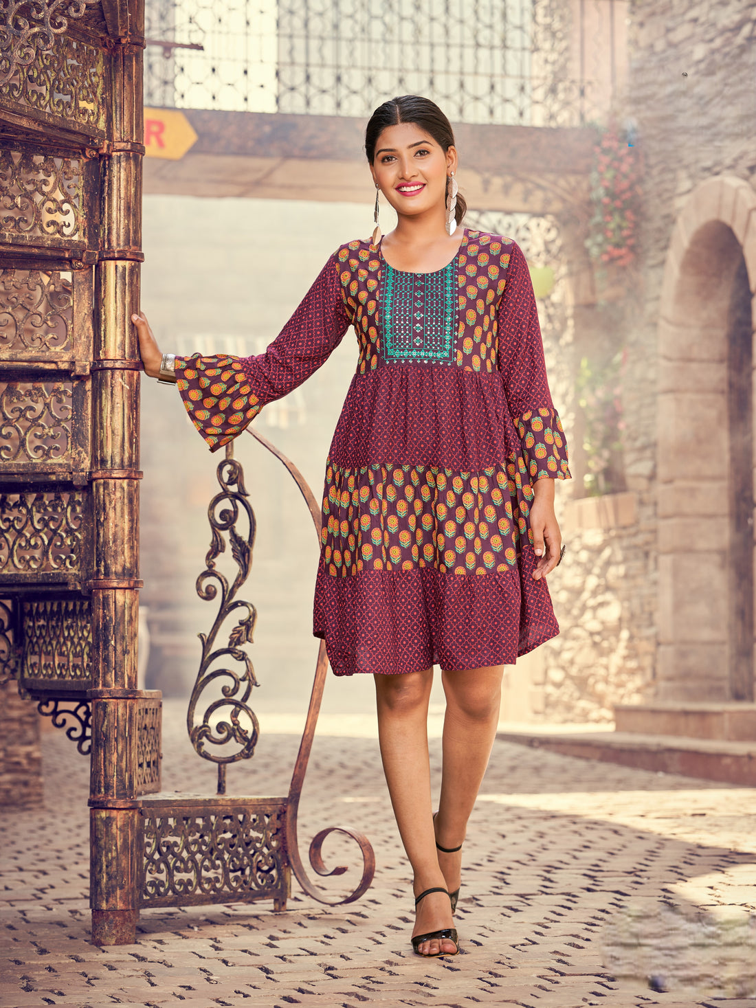Darshi Short Kurti - Roop Darshan