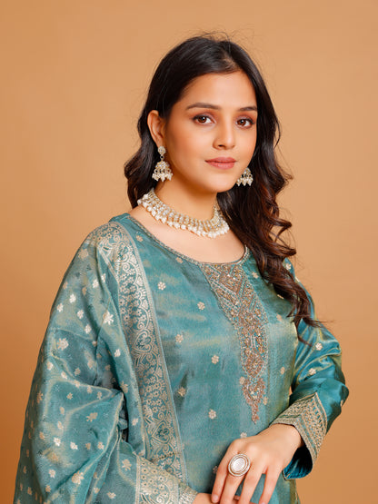 Tapsi Palazzo Suit