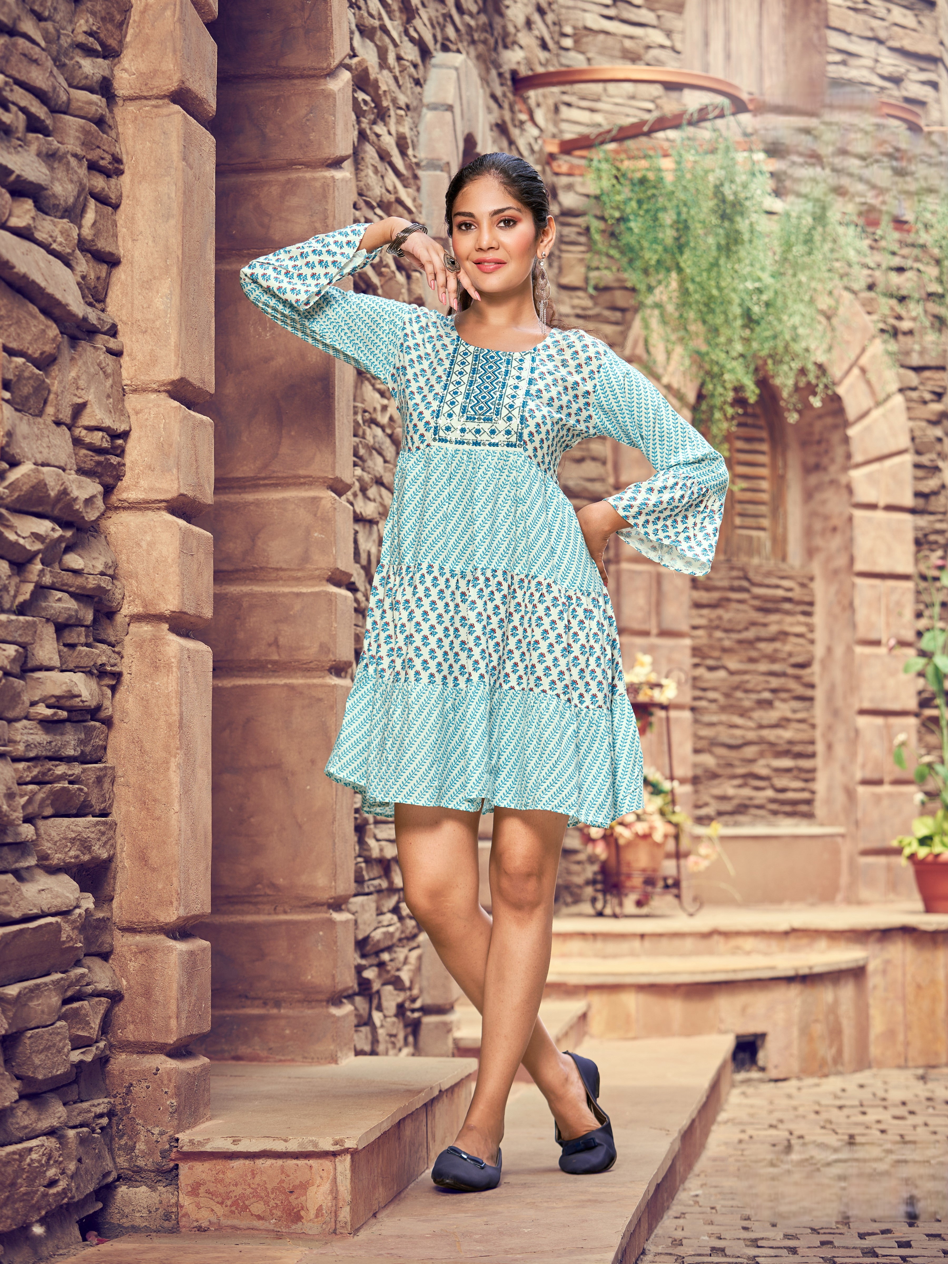 Darshi Short Kurti - Roop Darshan