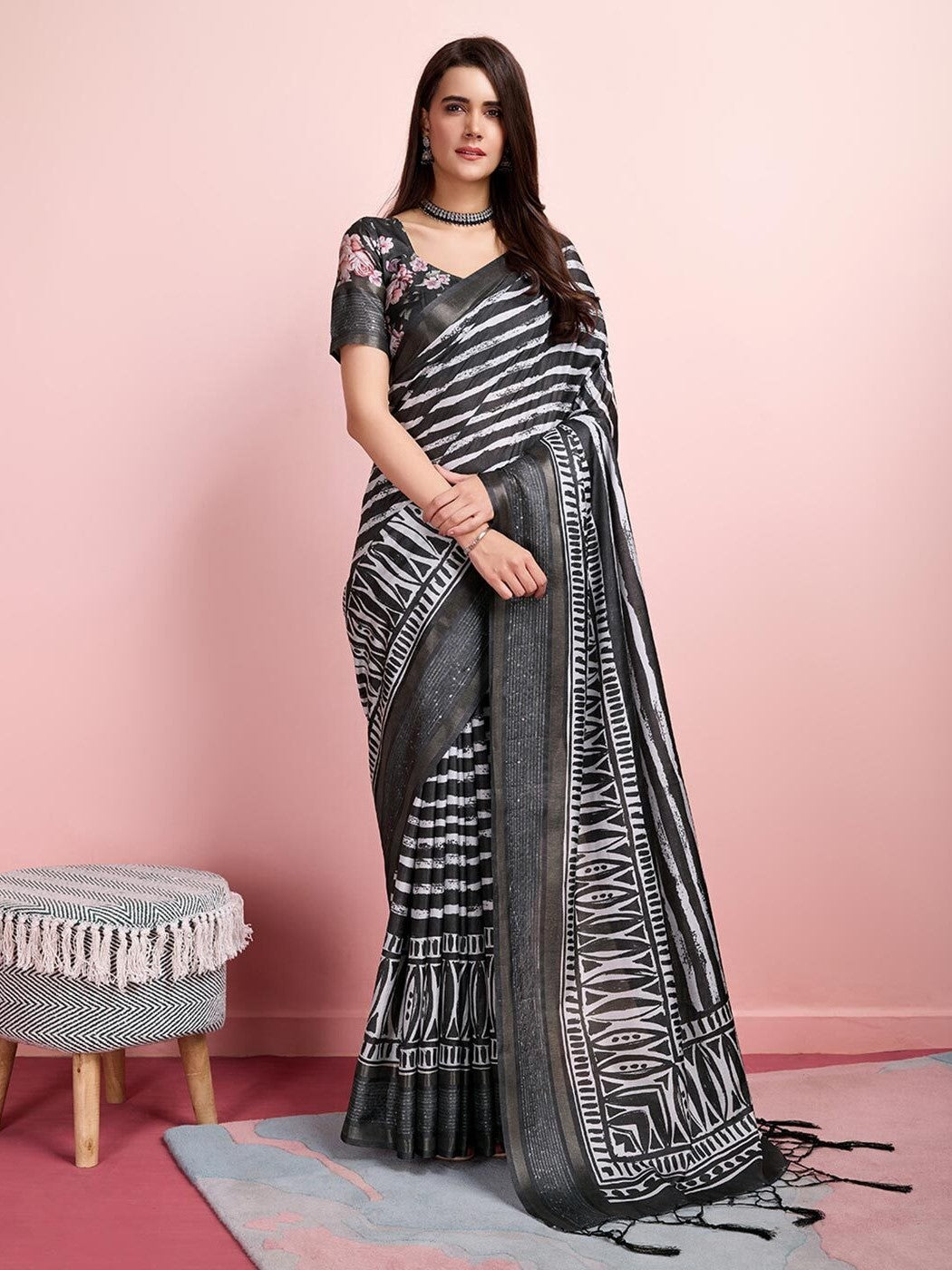 Priya Saree - Roop Darshan