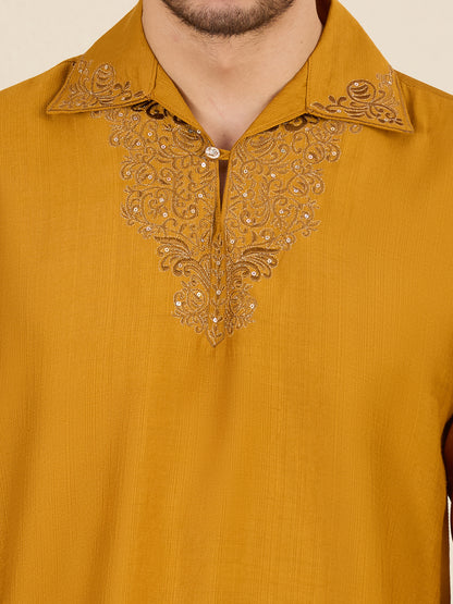 Mens Embroidered Kurta