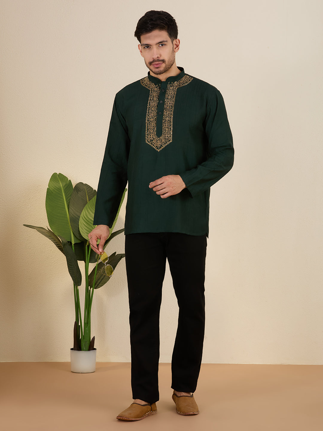 Mens Embroidered Kurta