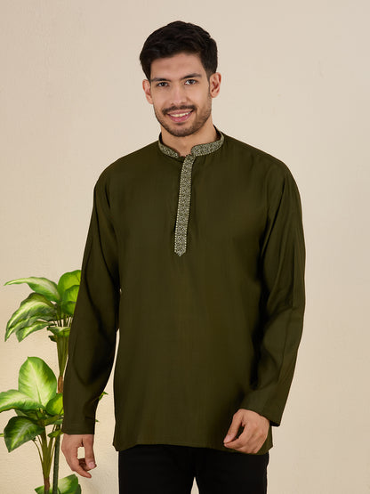 Mens Embroidered Kurta