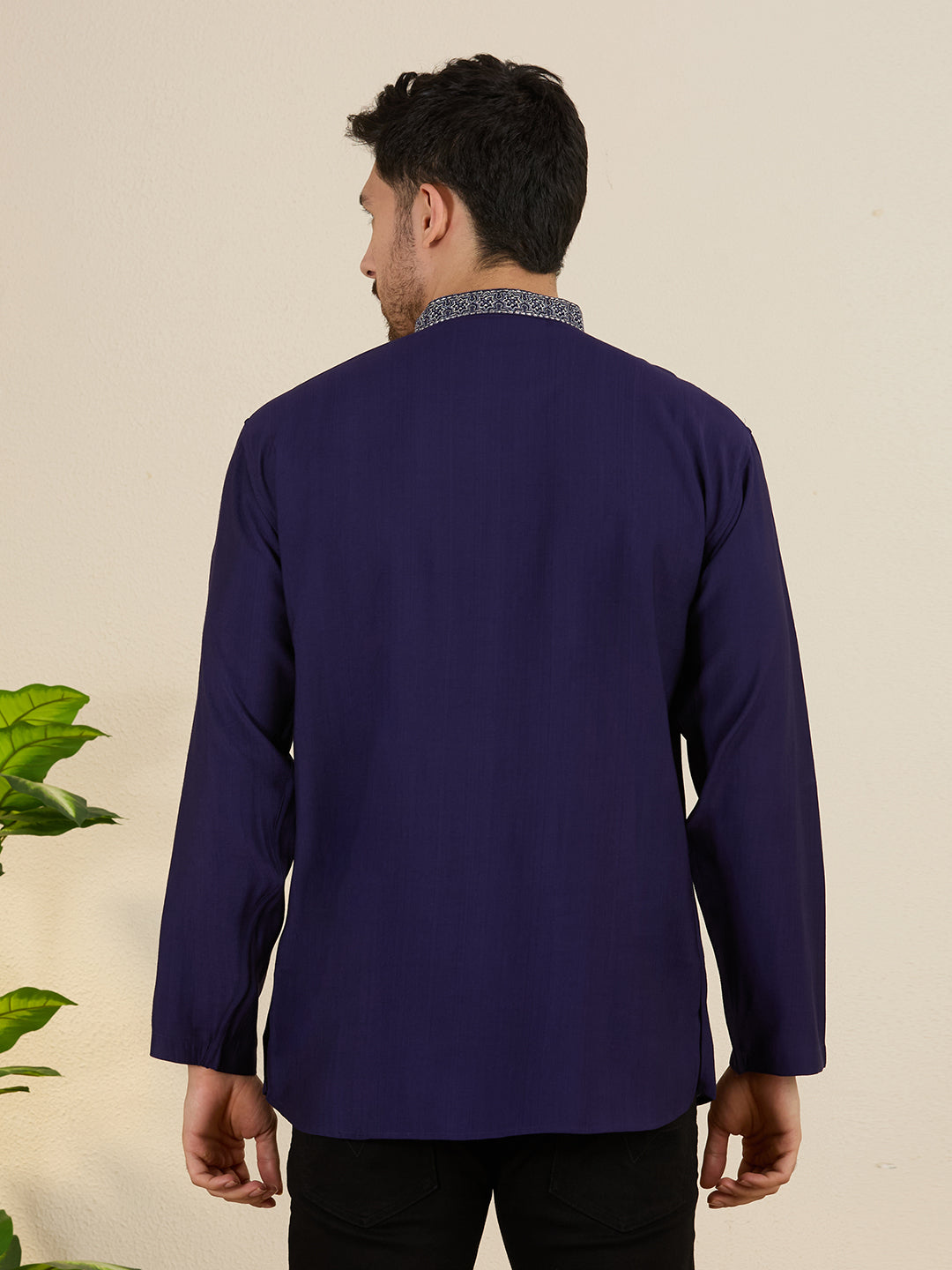 Mens Embroidered Kurta