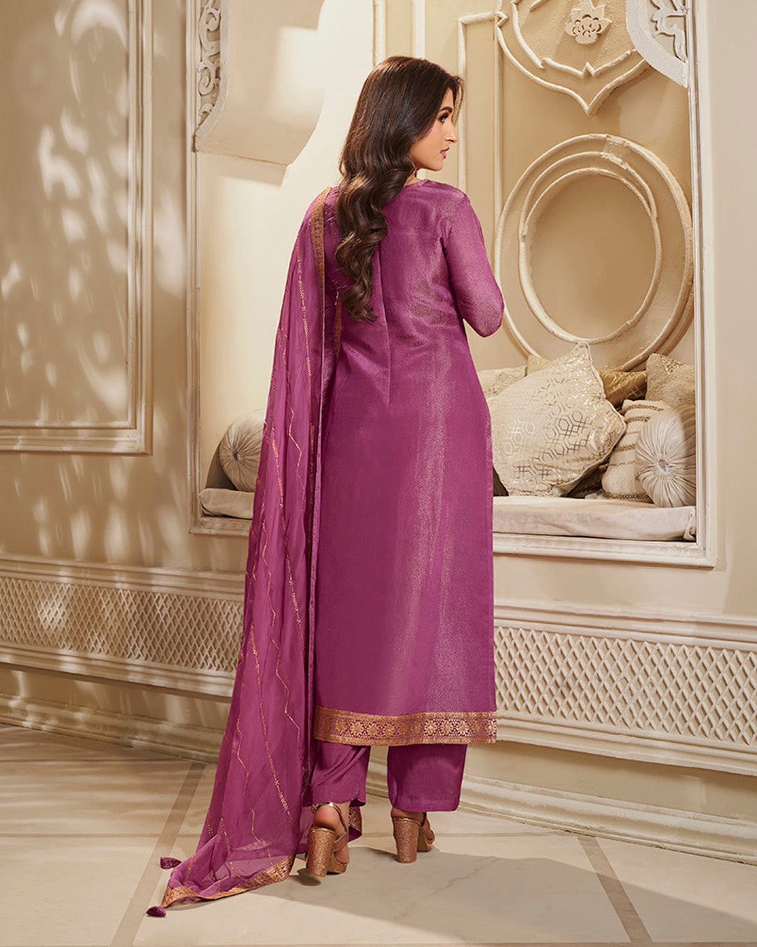 Mahira Kamiz &amp; Pant - Roop Darshan