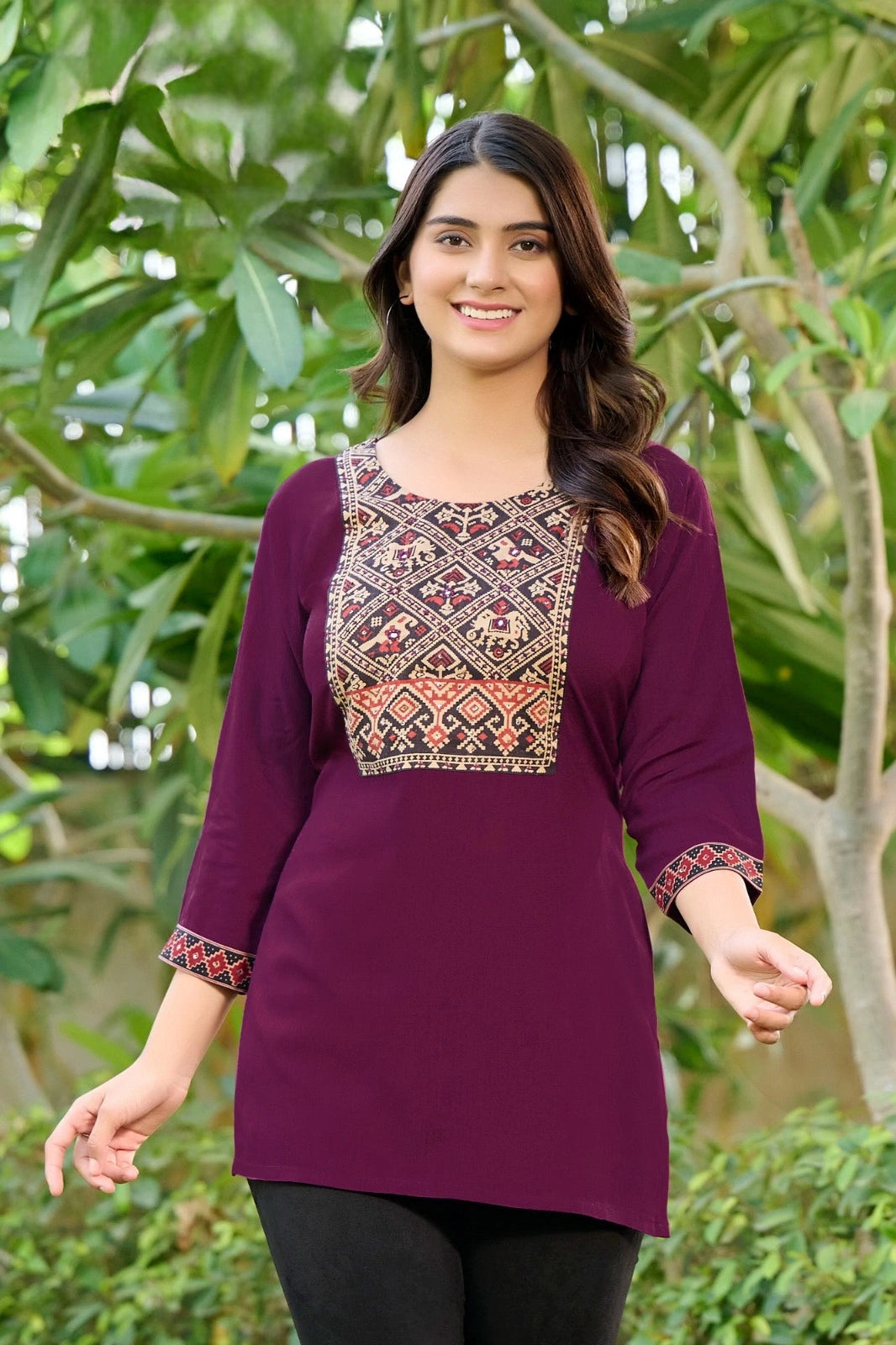 Mina Short Kurti - Roop Darshan