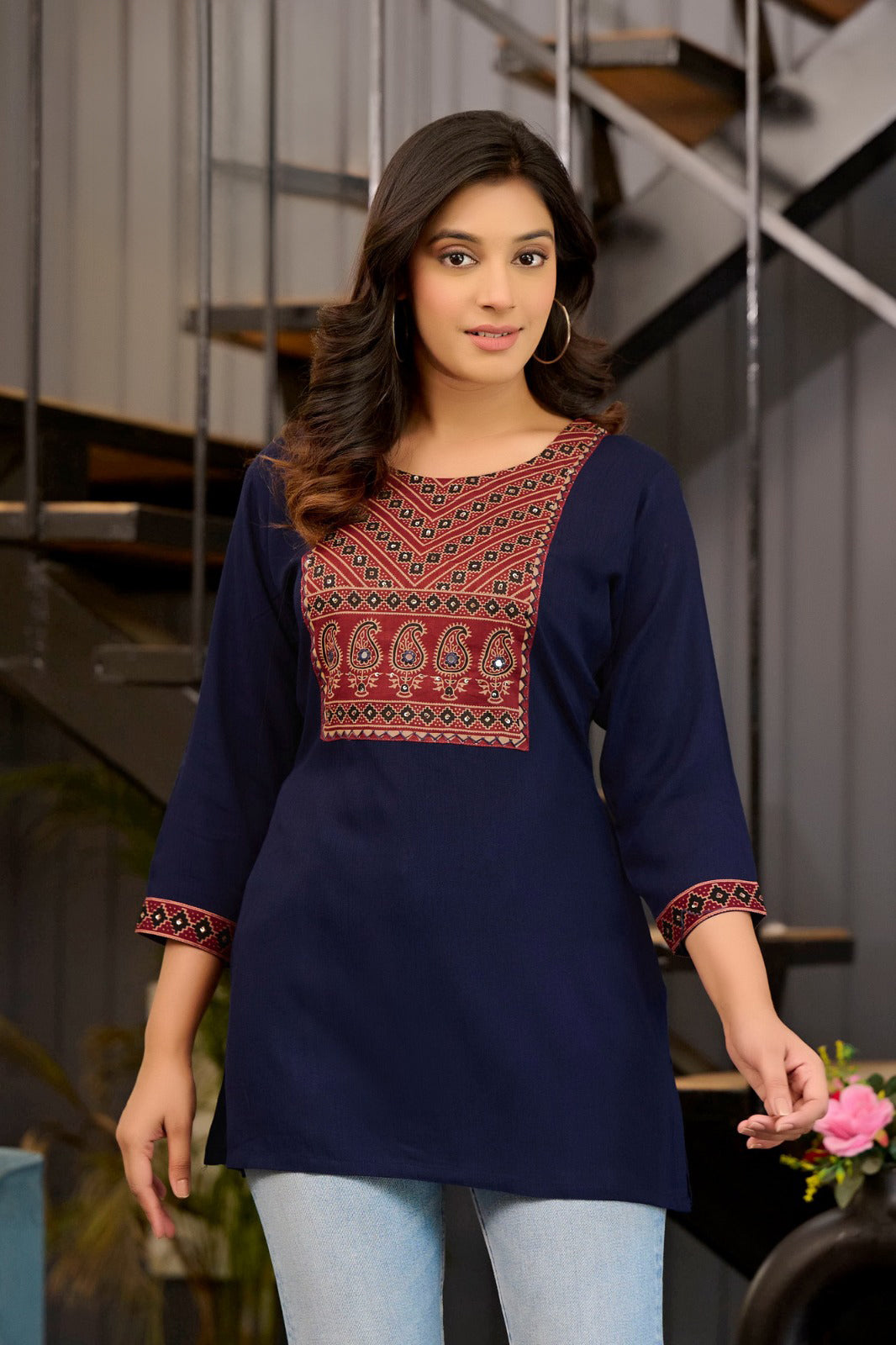 Mina Short Kurti - Roop Darshan