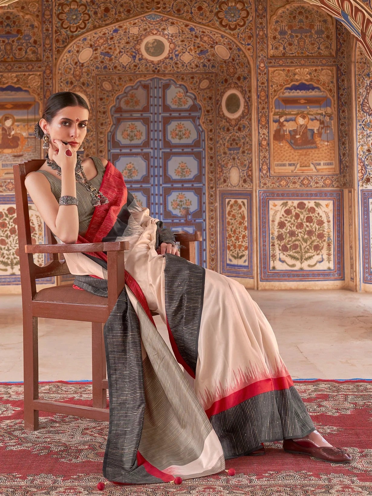 Chameli Silk Printed Saree - Roop Darshan