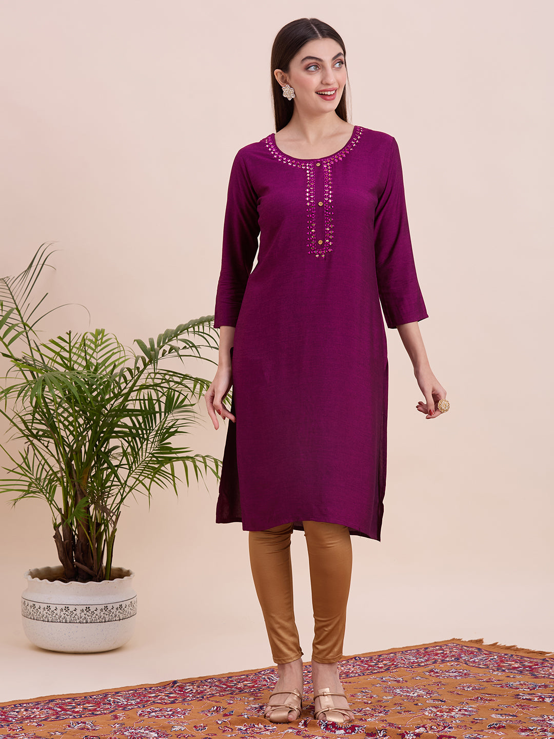 Yami Kurti - Roop Darshan