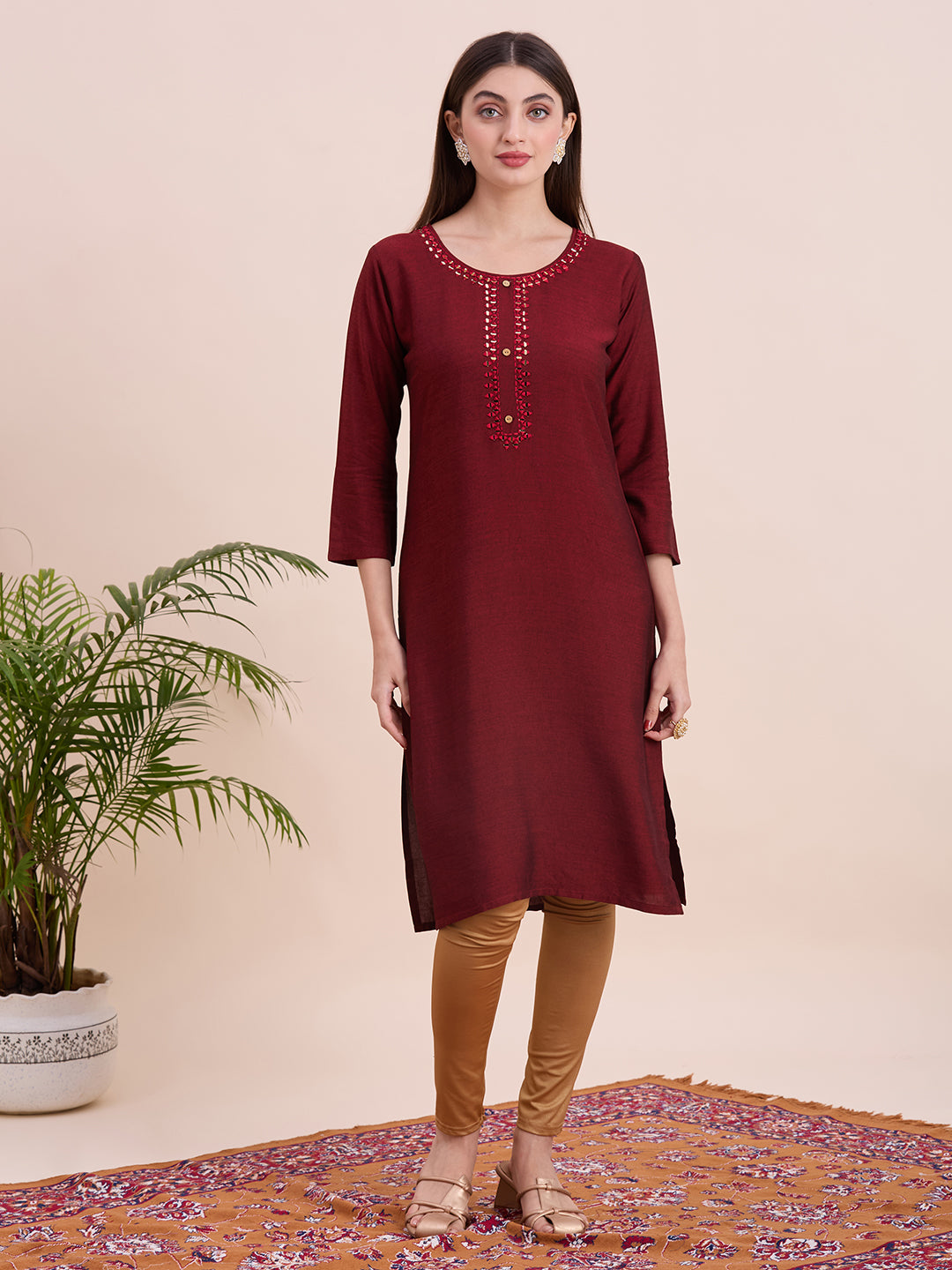 Yami Kurti - Roop Darshan