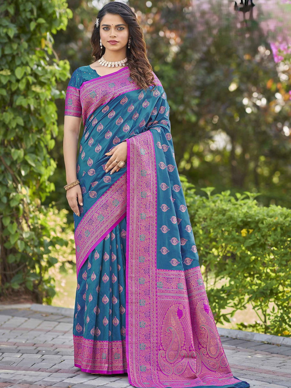 Stuti Saree - Roop Darshan