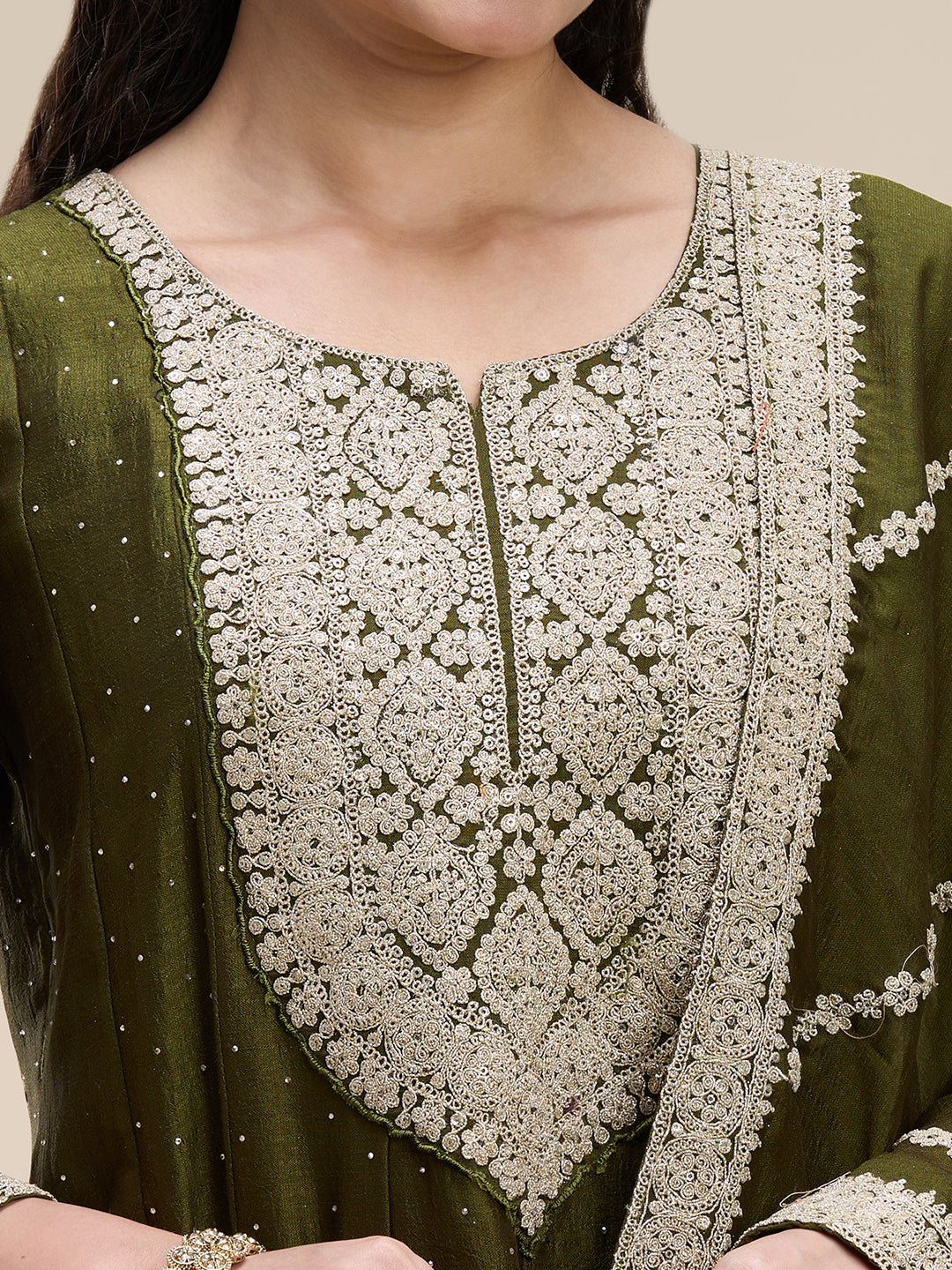 Abhira Flair Suit - Roop Darshan