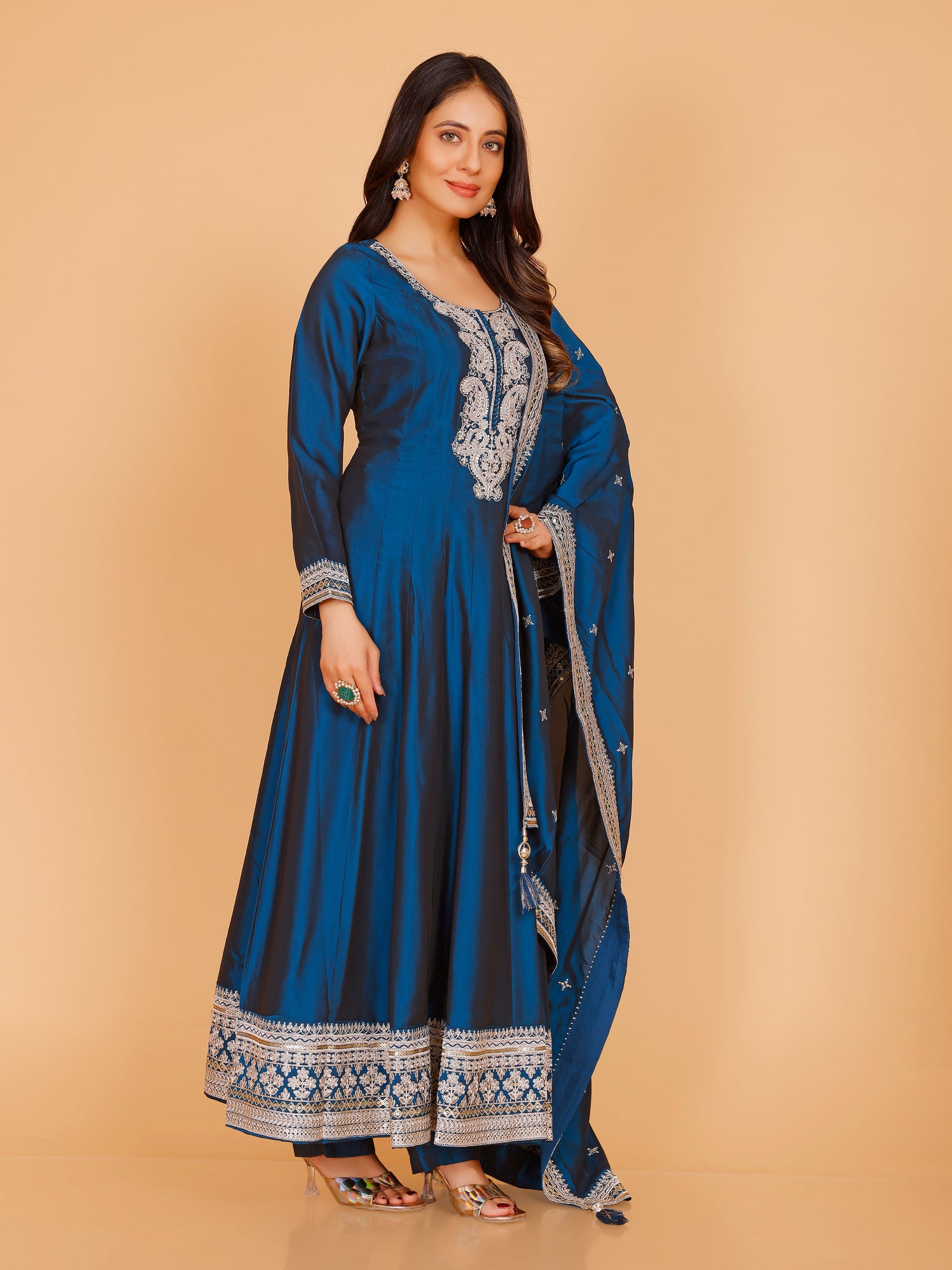 Saanvi Flair Suit