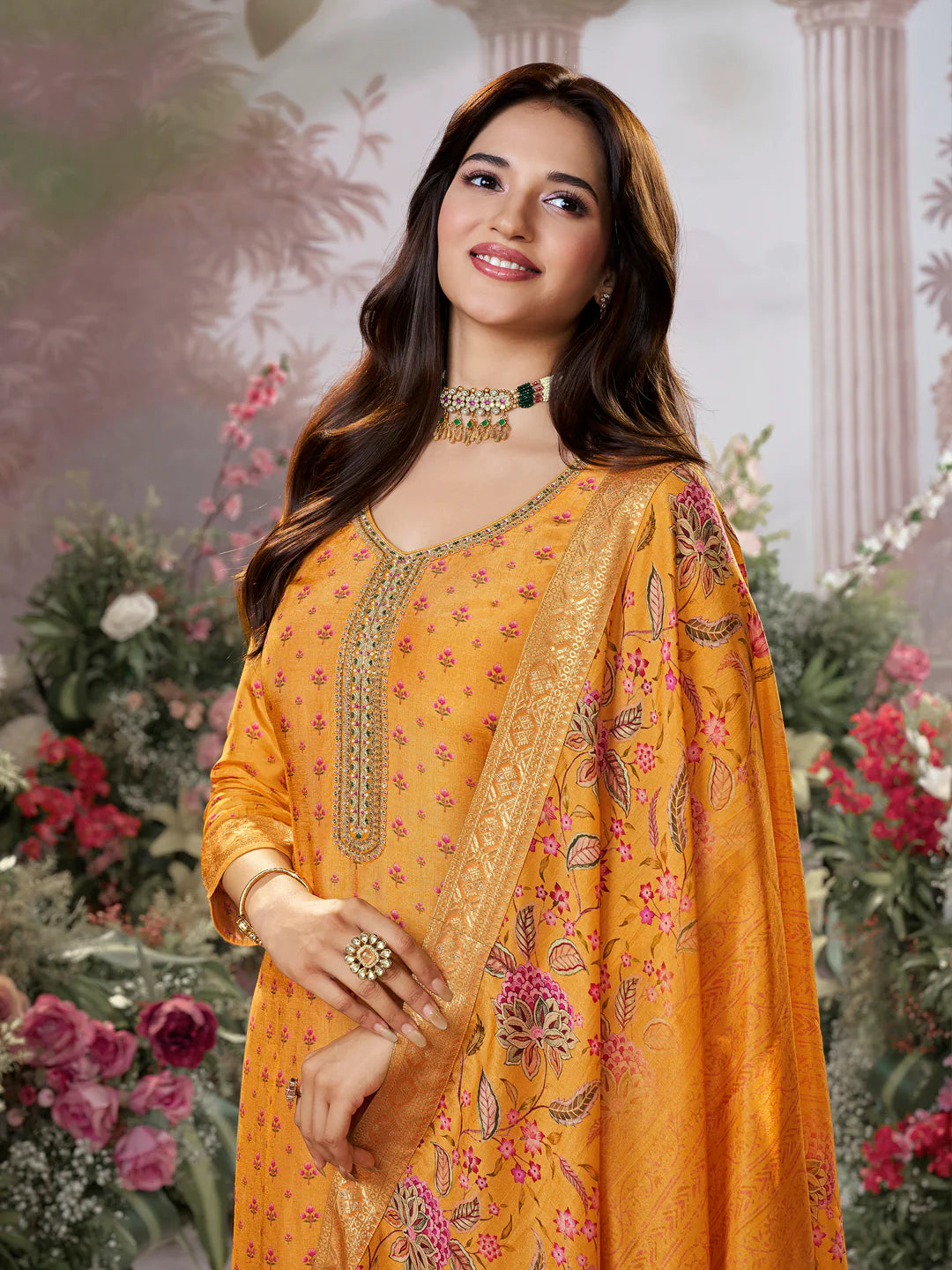 Nehal Kamiz &amp; Pant - Roop Darshan