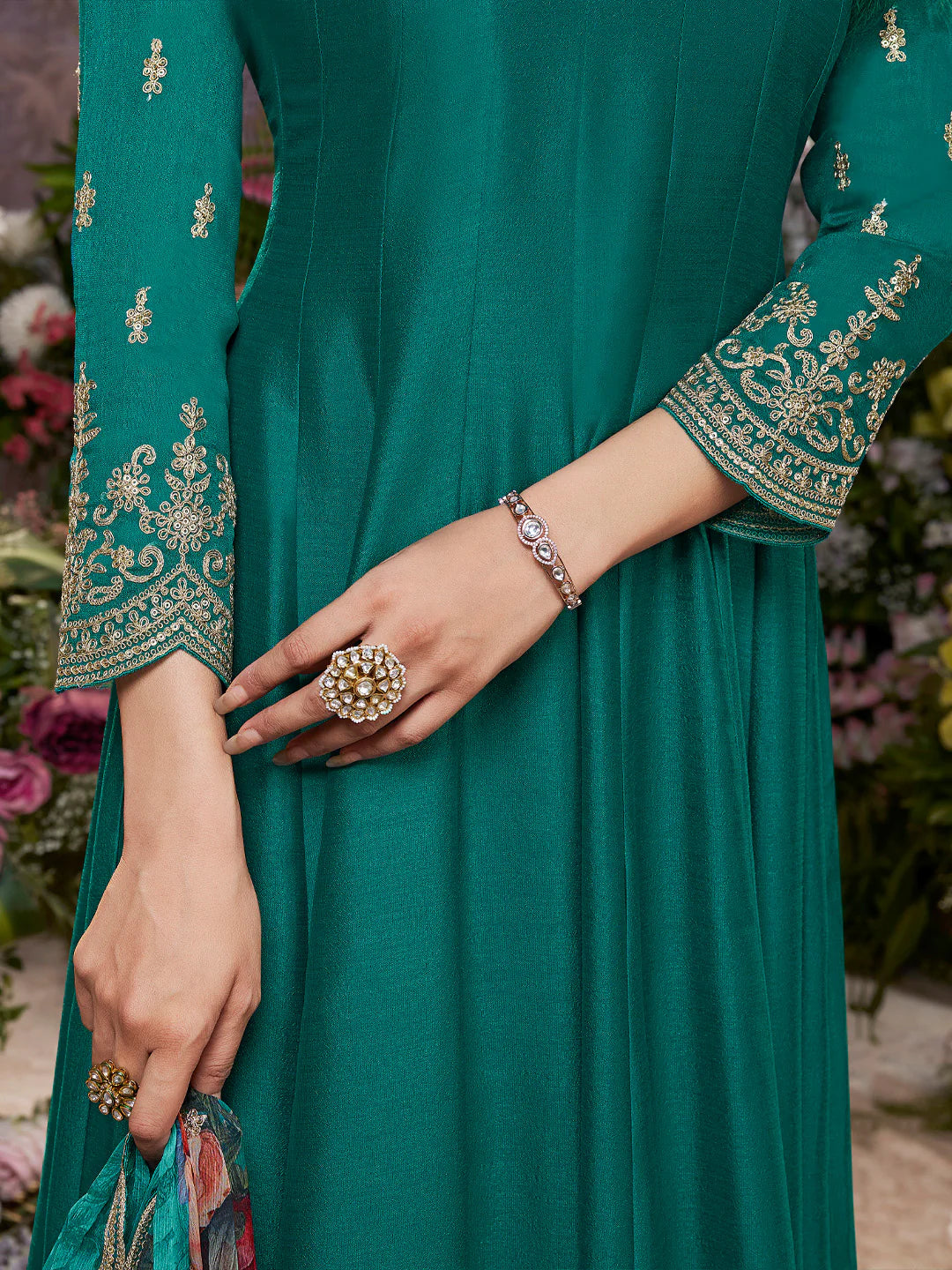 Heena Flair Suit - Roop Darshan