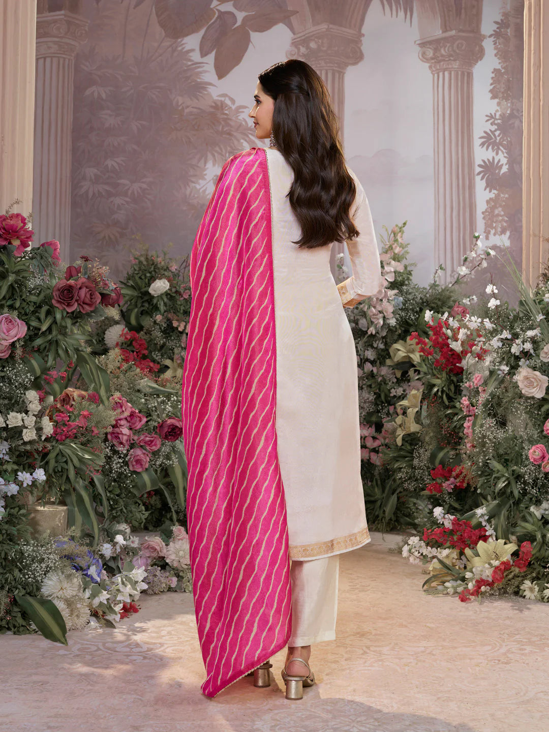 Nilam Kamiz &amp; Pant - Roop Darshan
