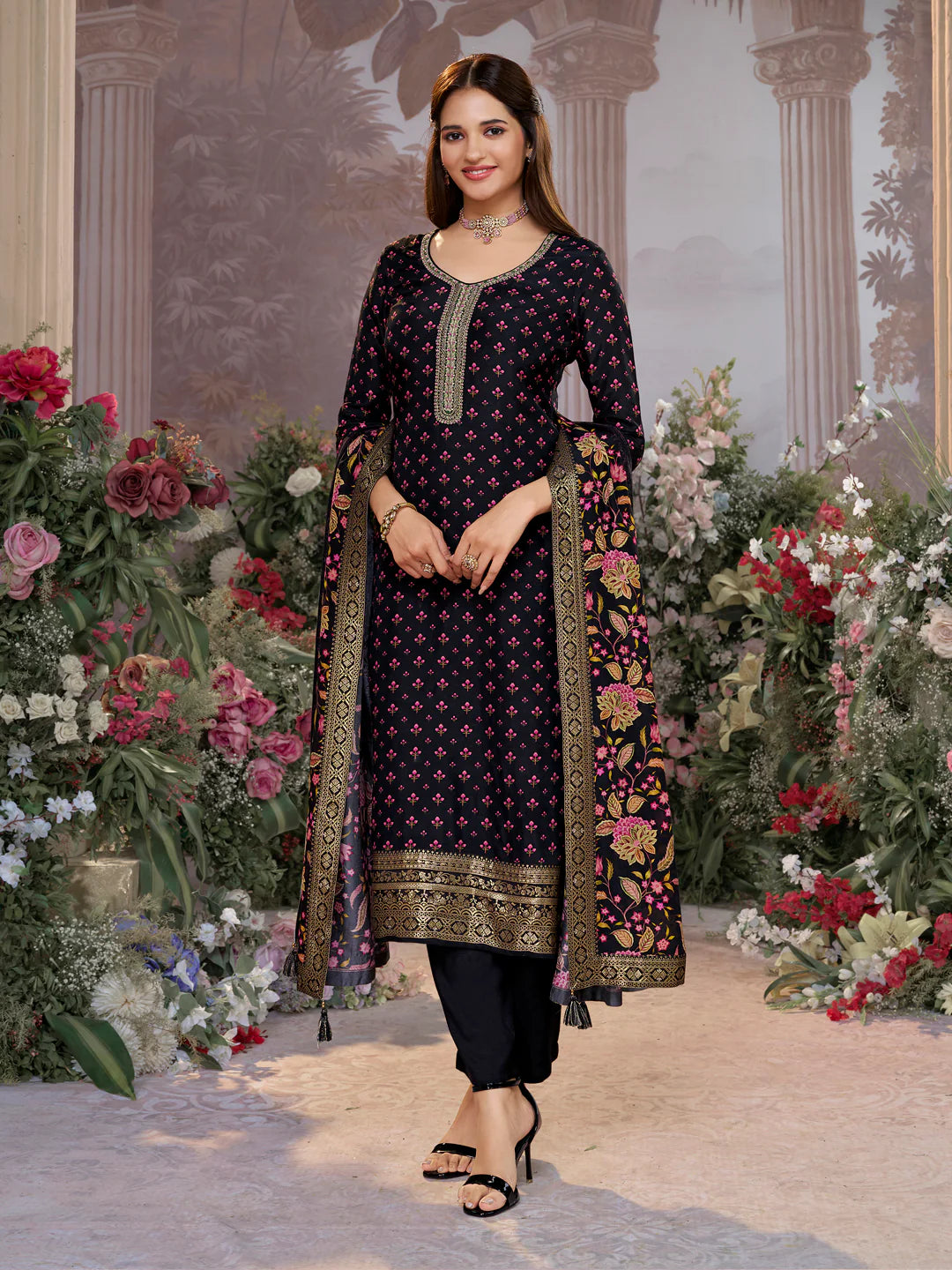 Darshini Kamiz &amp; Pant - Roop Darshan