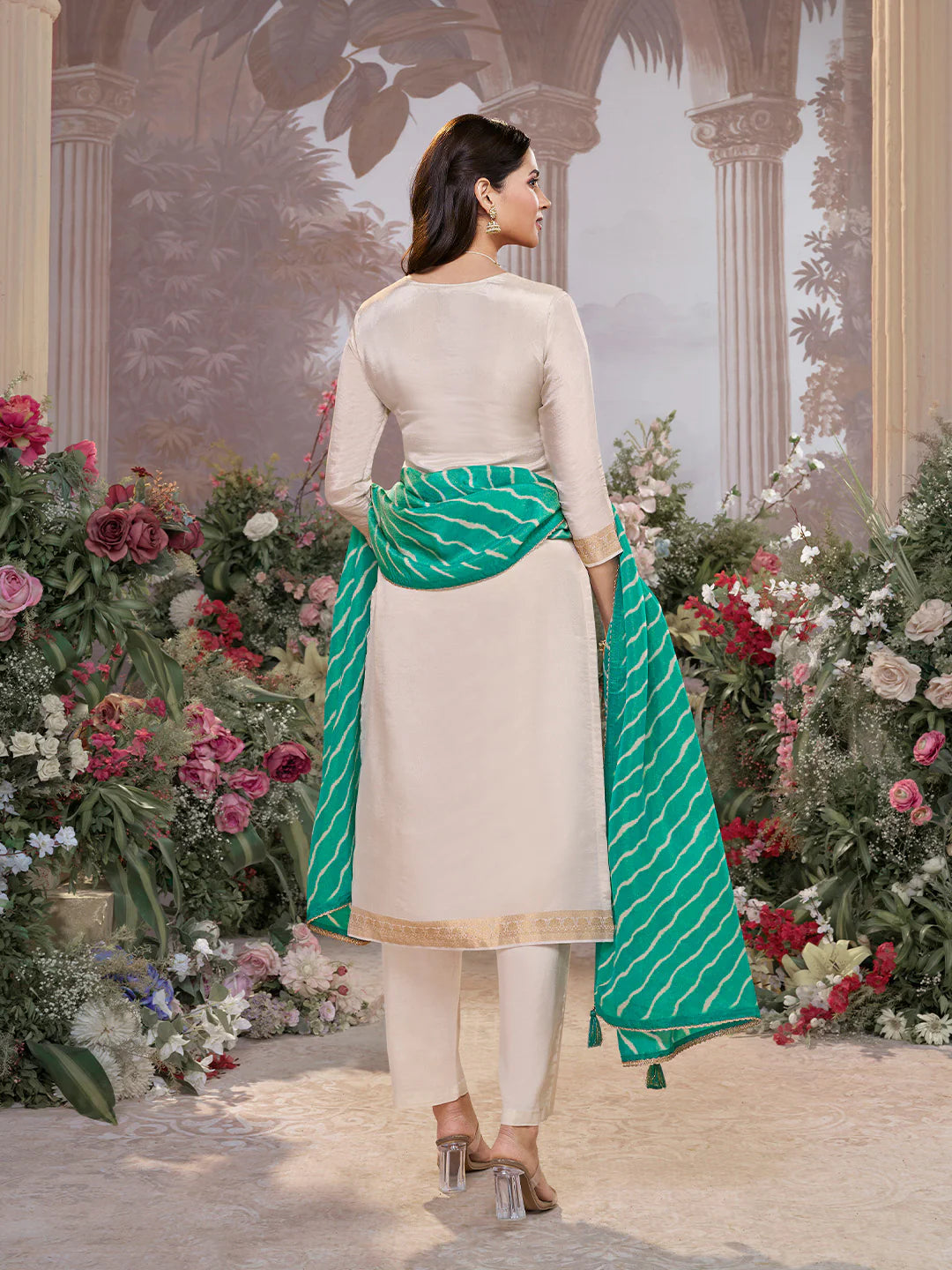 Nilam Kamiz &amp; Pant - Roop Darshan