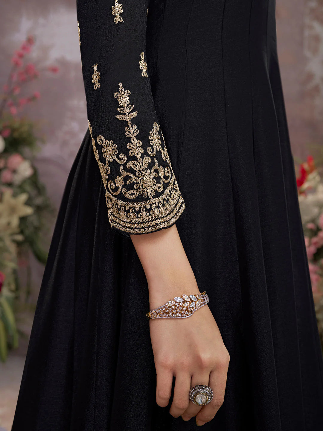 Saesha Flair Suit - Roop Darshan