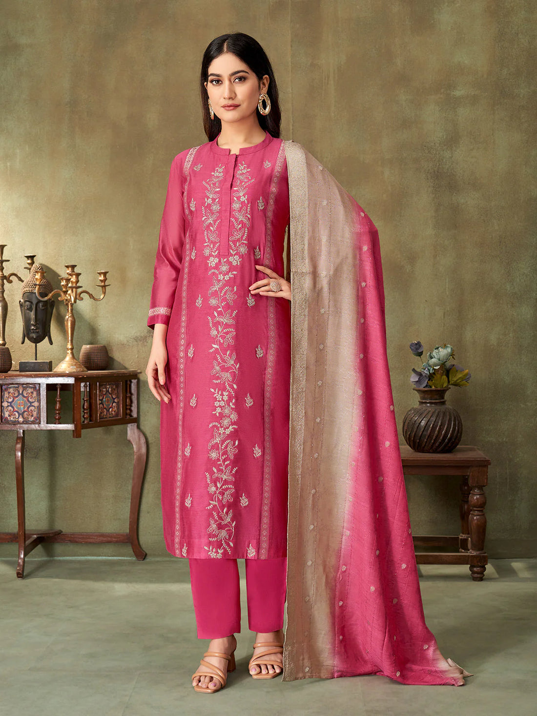 Kiara Kamiz &amp; Pant - Roop Darshan