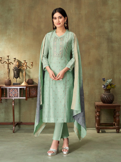 Ratna Kamiz &amp; Pant - Roop Darshan