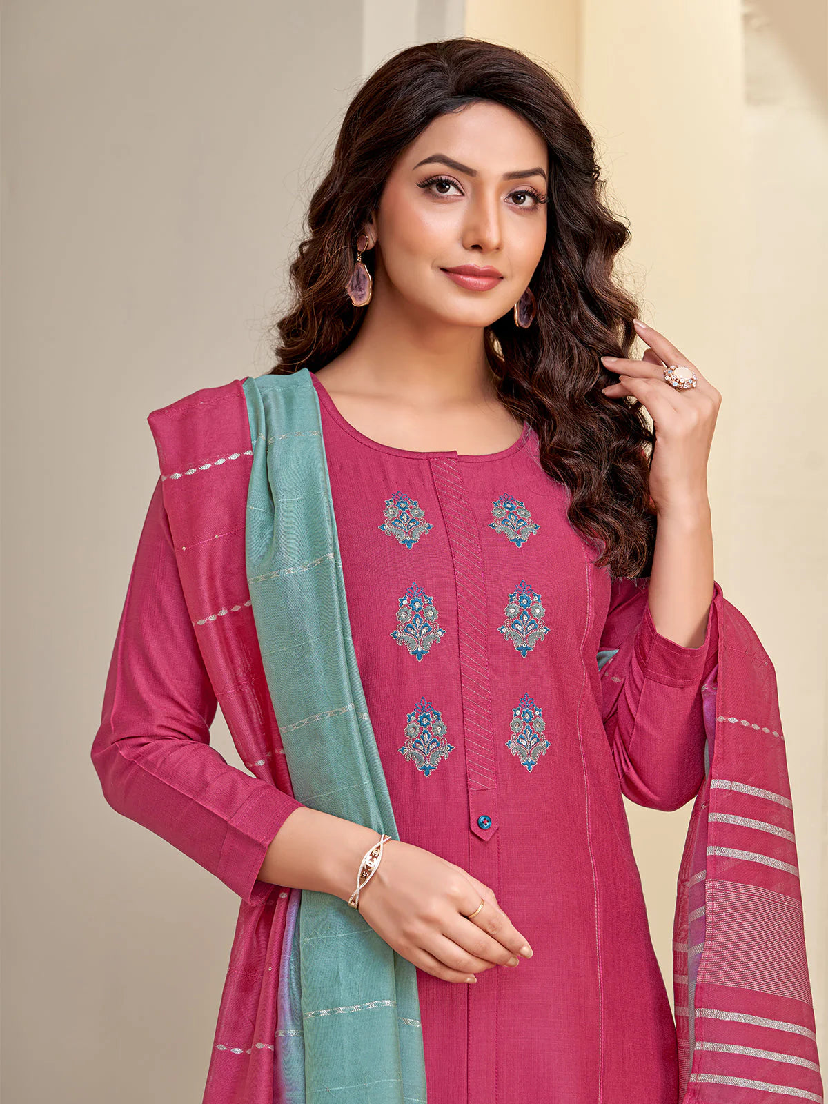 Ishika Kamiz &amp; Pant - Roop Darshan