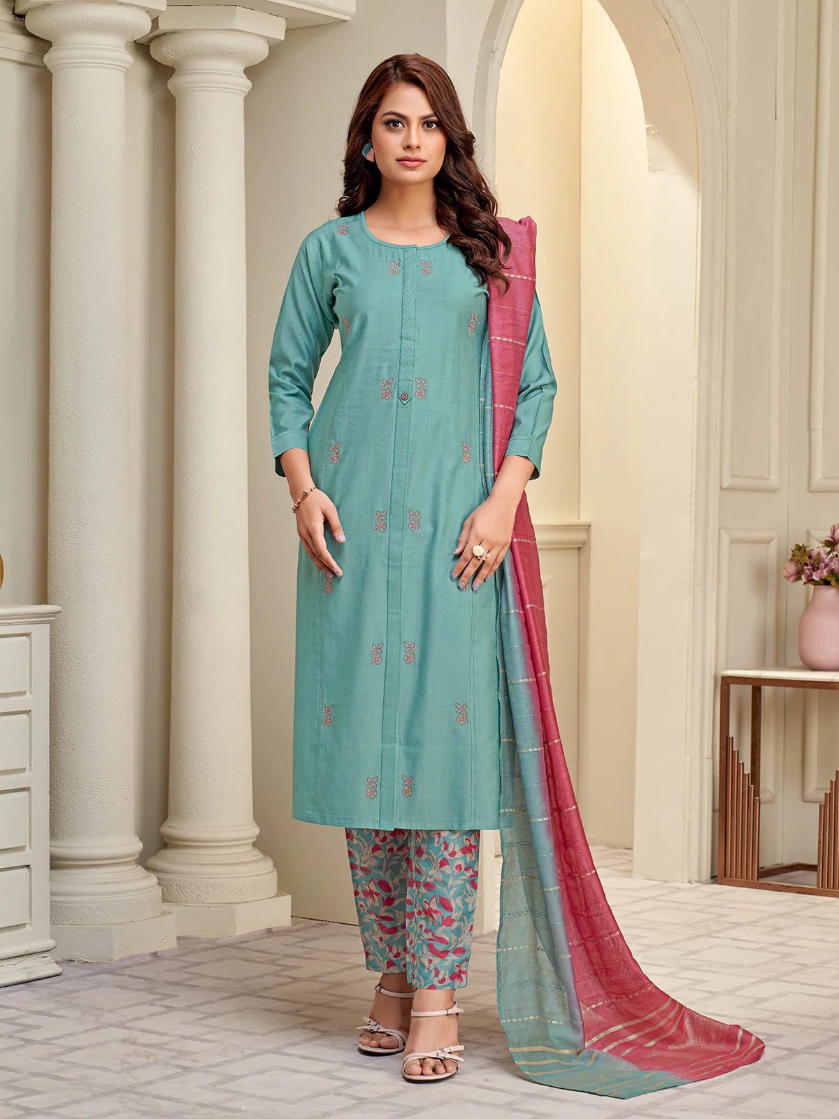 Zaina Kamiz &amp; Pant - Roop Darshan