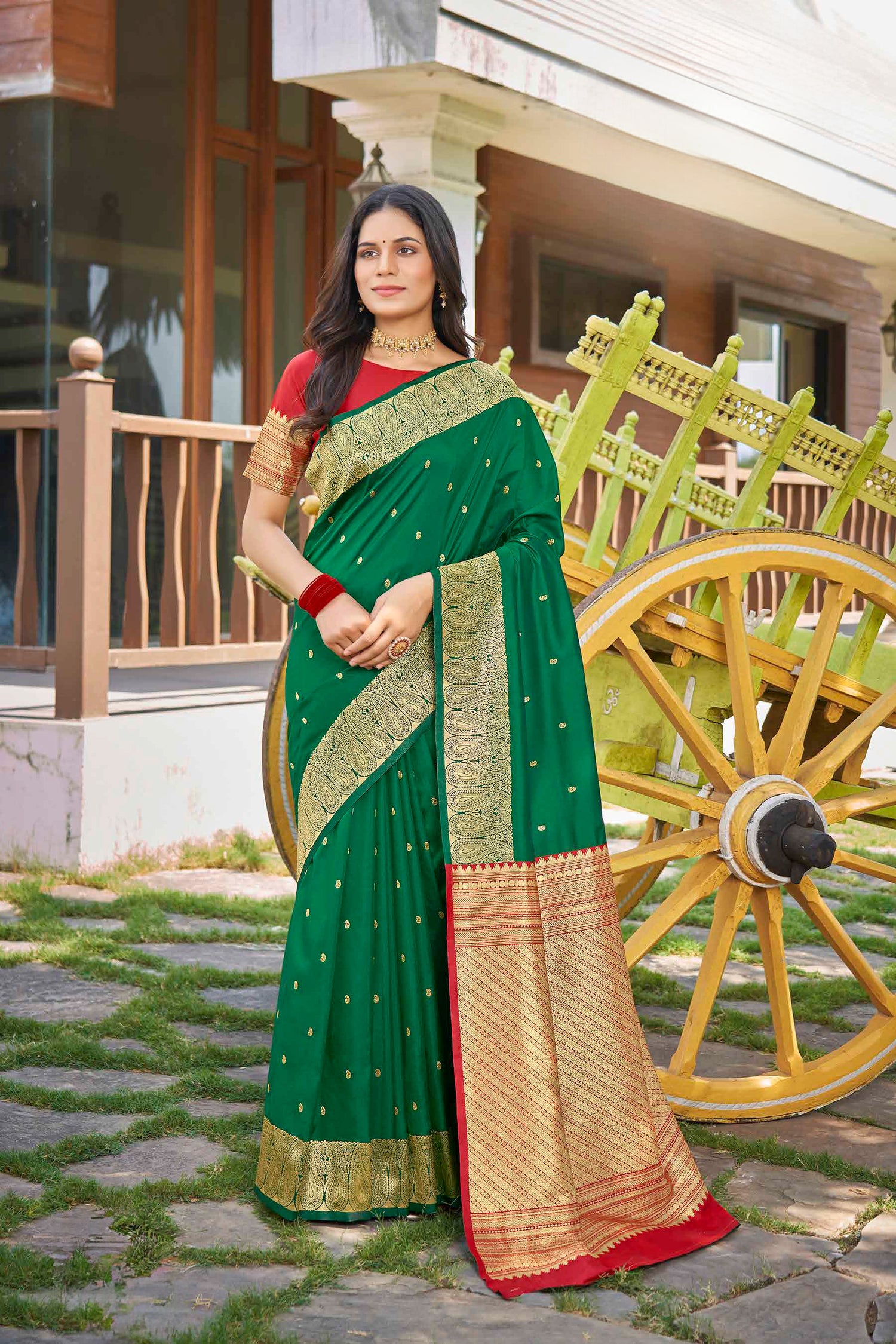 Bhavna Weaving Silk Saree - Roop Darshan
