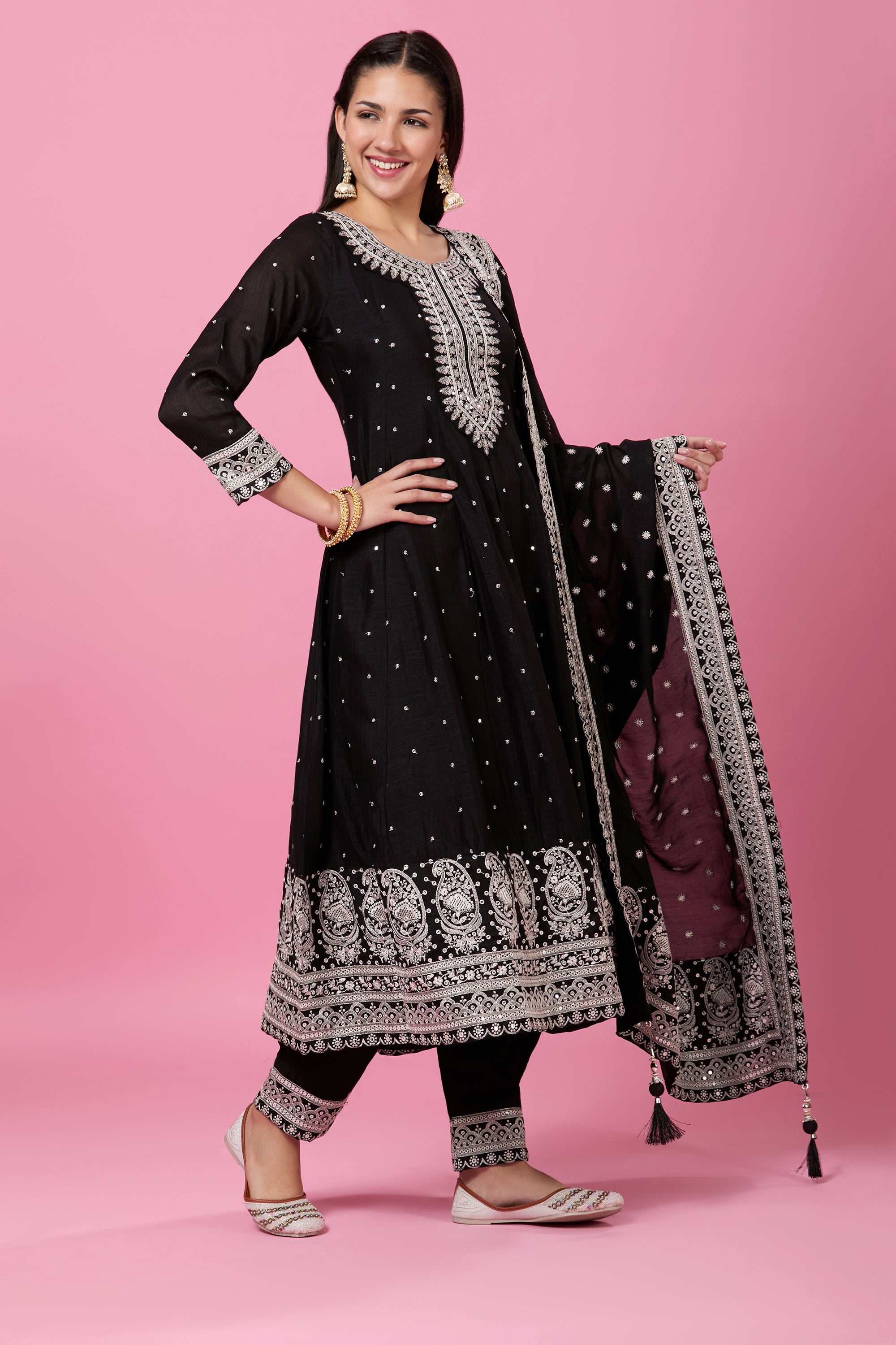 Roshani Kamiz &amp; Pant - Roop Darshan