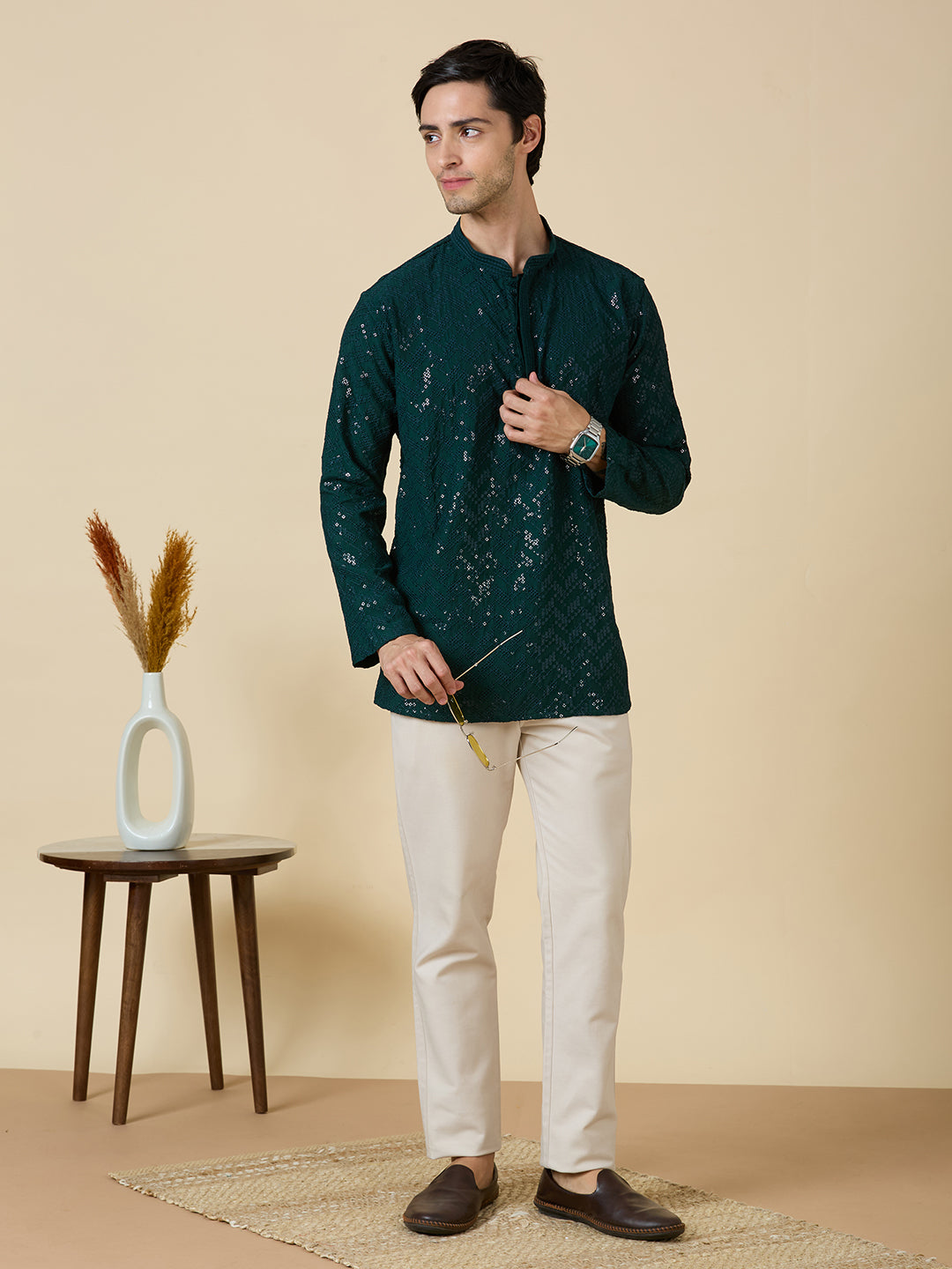 Saarth Chikankari Short Kurta