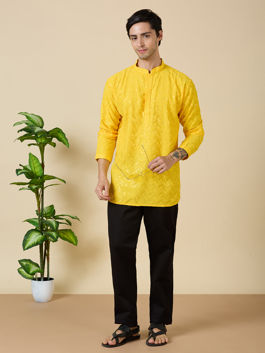 Saarth Chikankari Short Kurta