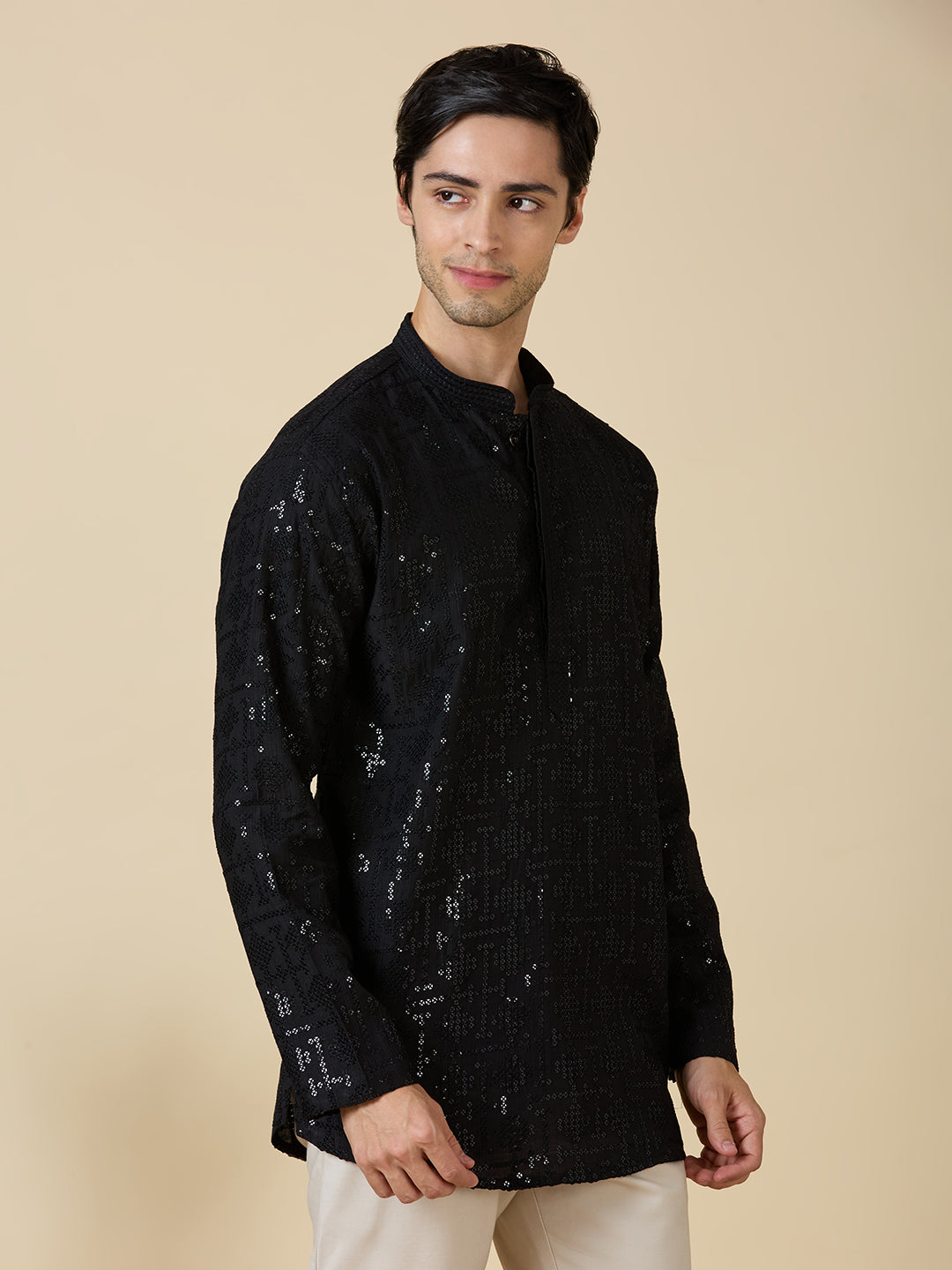 Vrij Chikankari Short Kurta