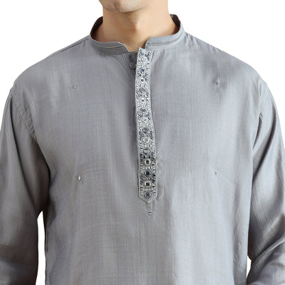 Roman Silk Resham Kurta