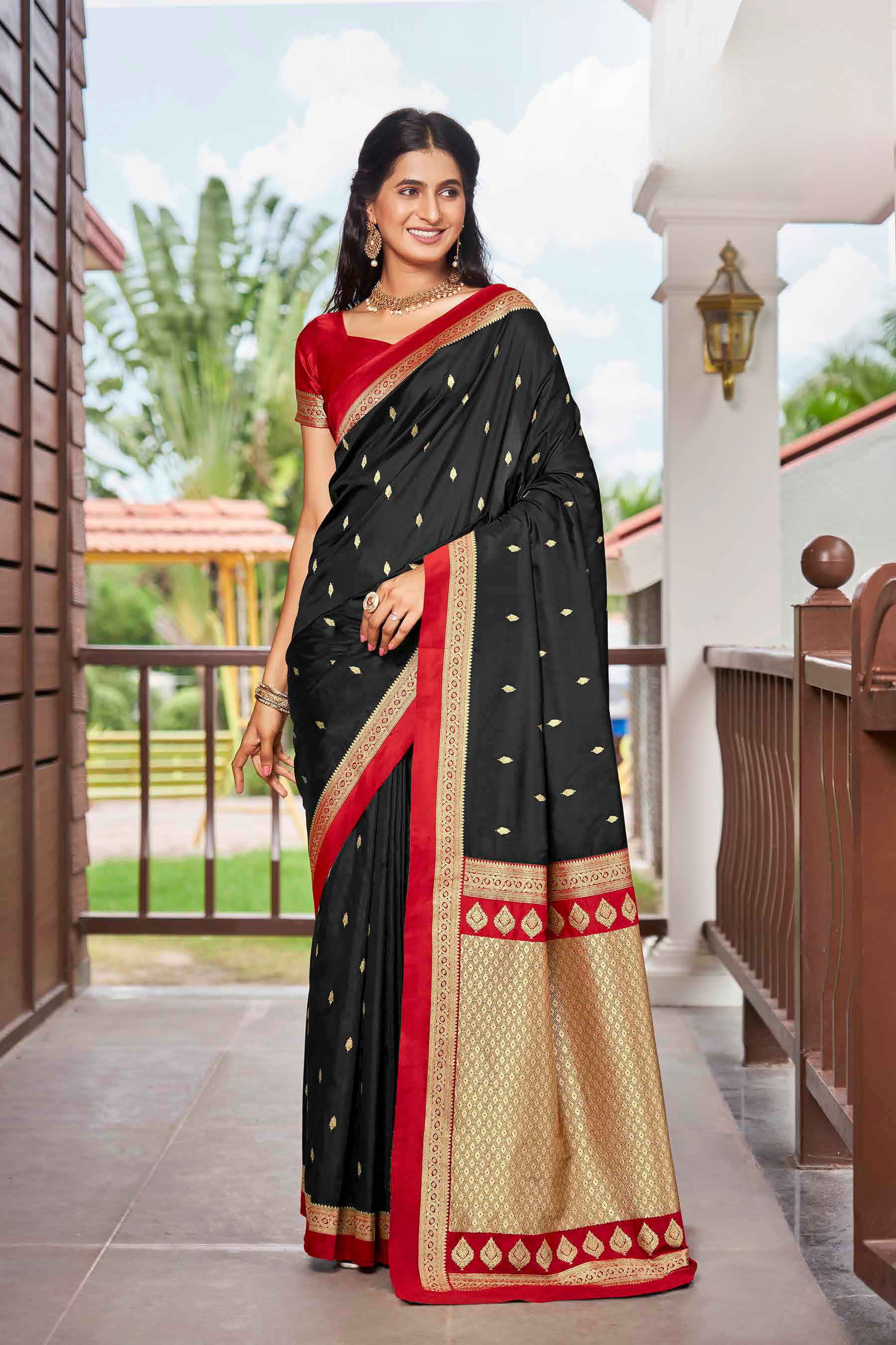 Pihu Weaving Silk Saree - Roop Darshan